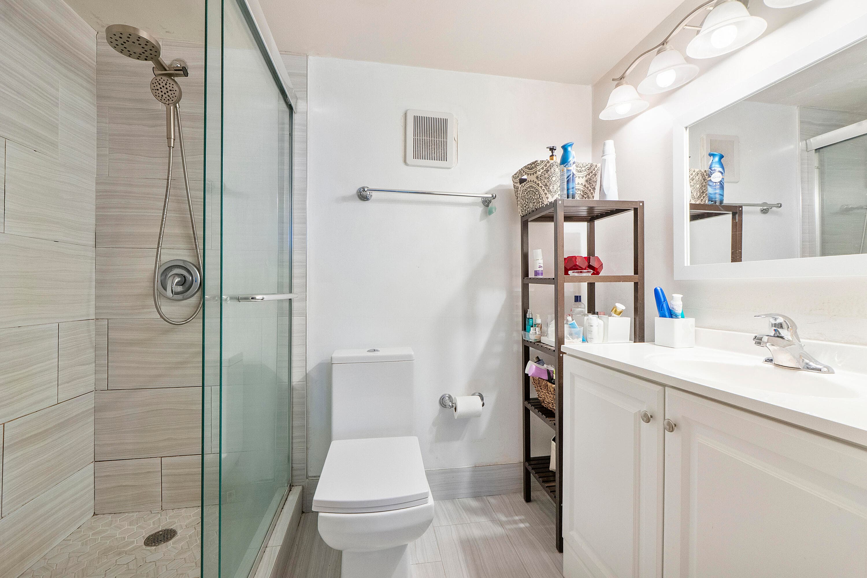 250 Jacaranda Drive 308, Plantation, FL 33324 — photo 11 of 27