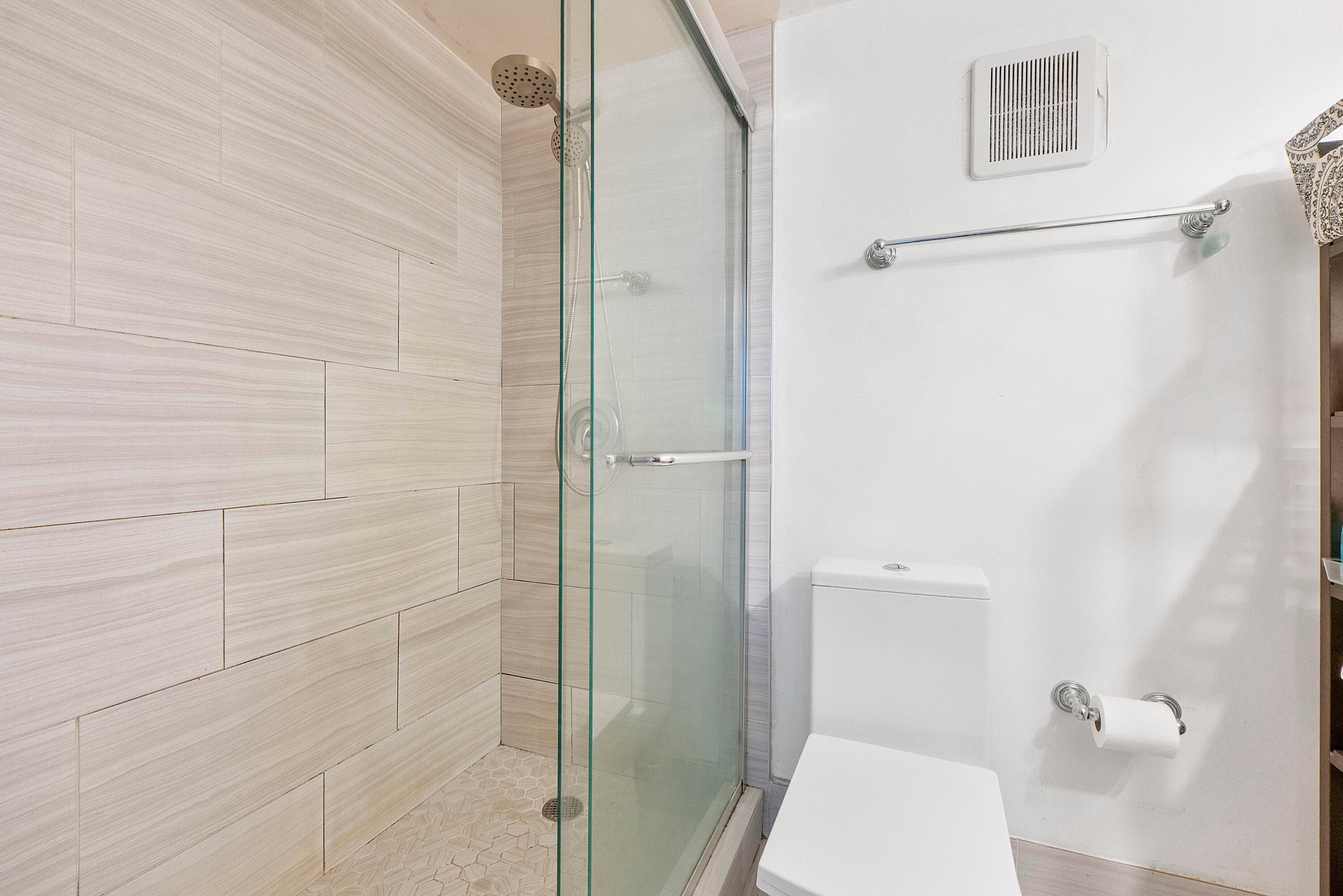 250 Jacaranda Drive 308, Plantation, FL 33324 — photo 12 of 27