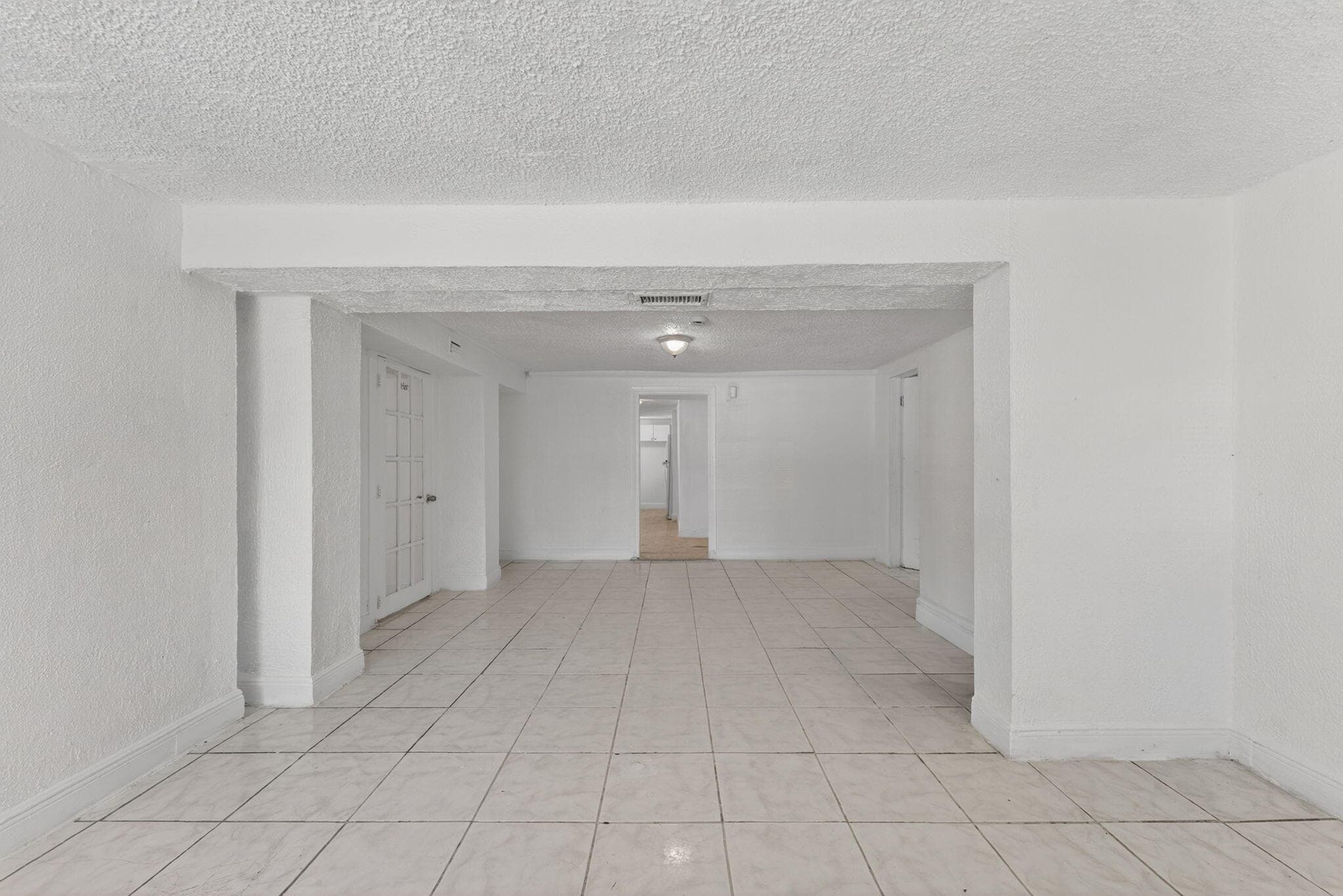 2917 NW 7th Court 2917, Fort Lauderdale, FL 33311 — photo 6 of 28