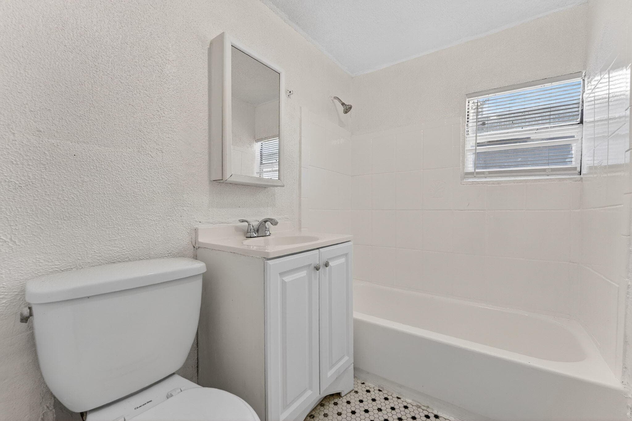 2917 NW 7th Court 2917, Fort Lauderdale, FL 33311 — photo 15 of 28