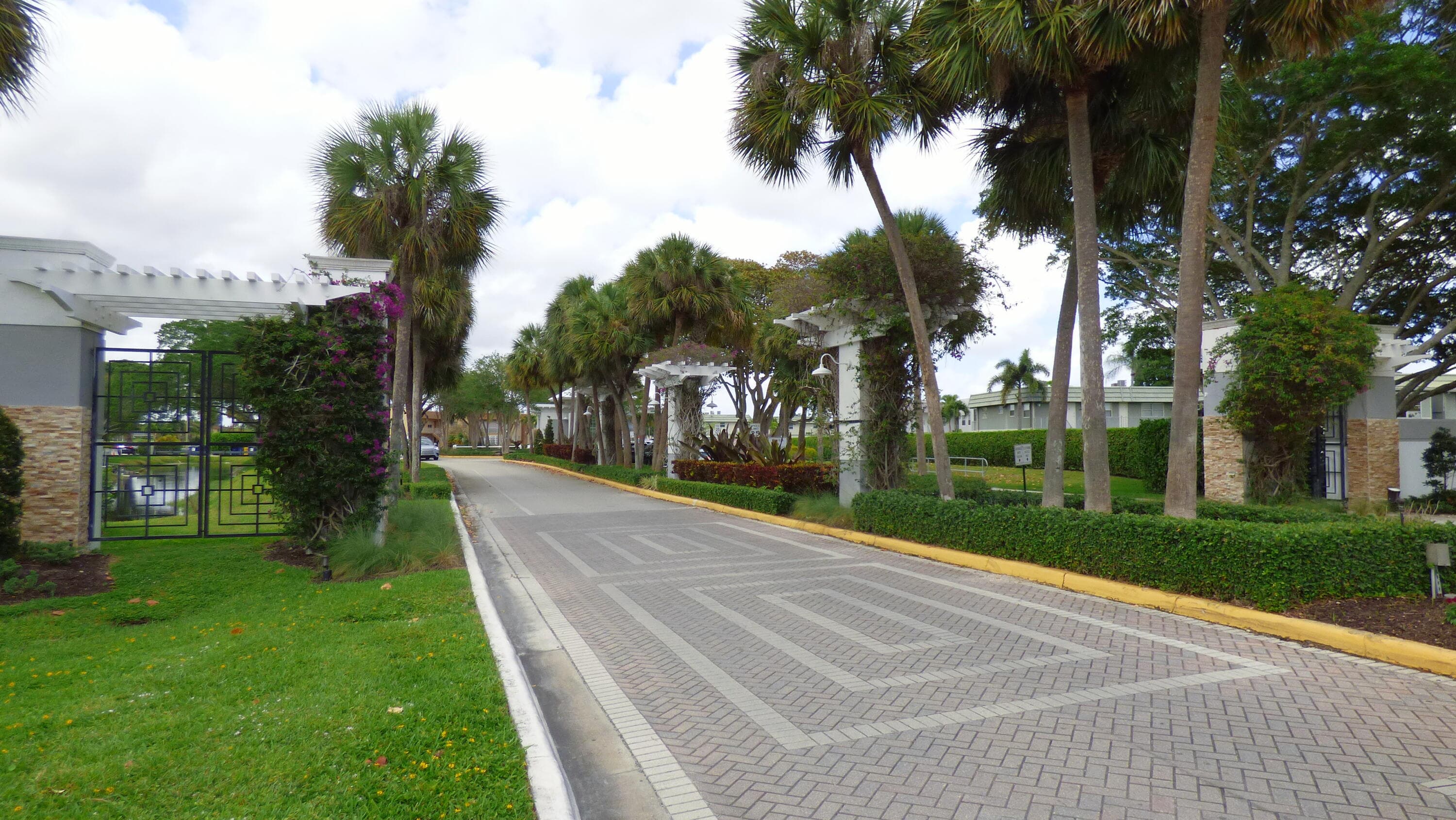 464 Piedmont J, Delray Beach, FL 33484 — photo 9 of 35