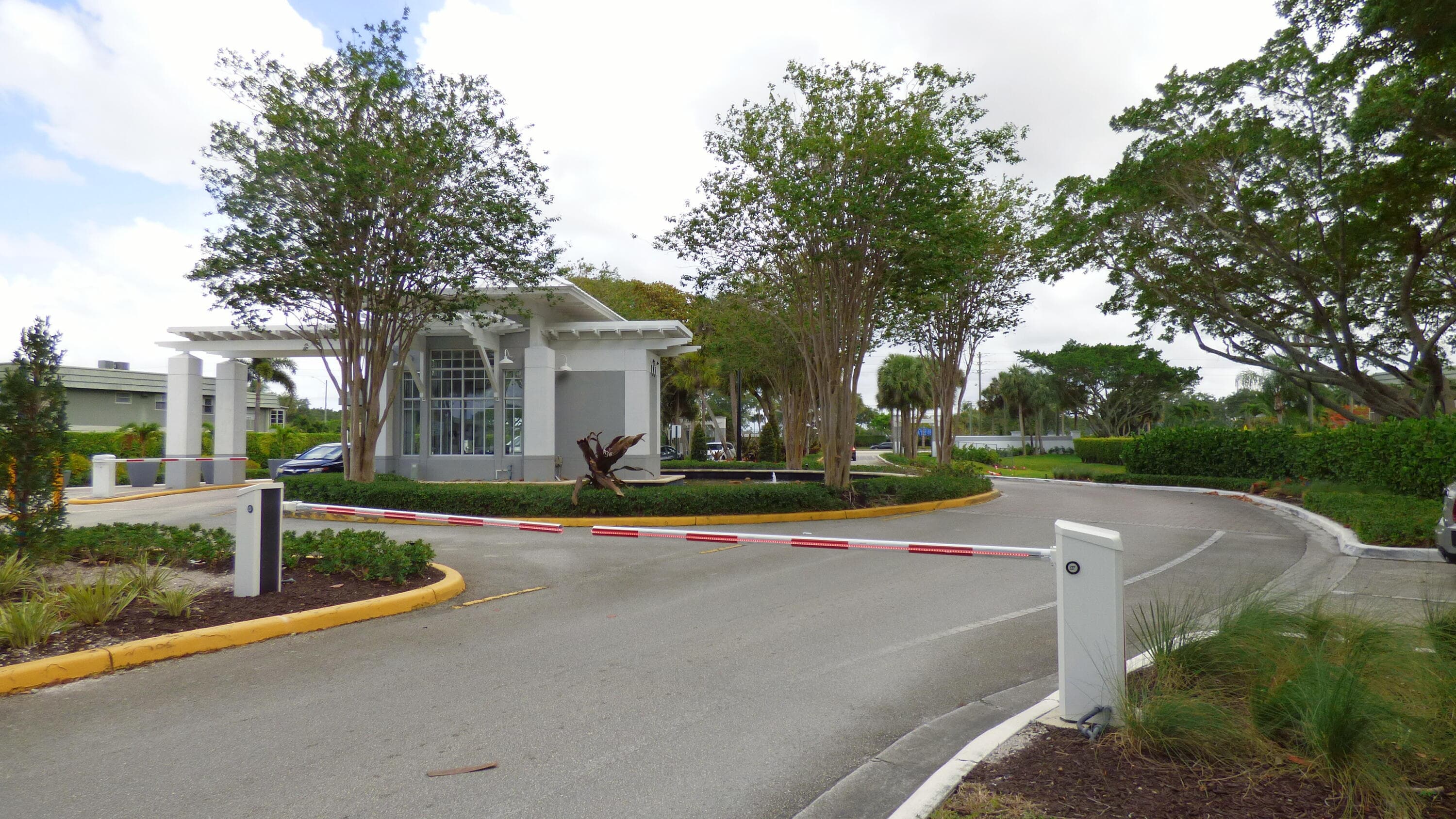 464 Piedmont J, Delray Beach, FL 33484 — photo 10 of 35