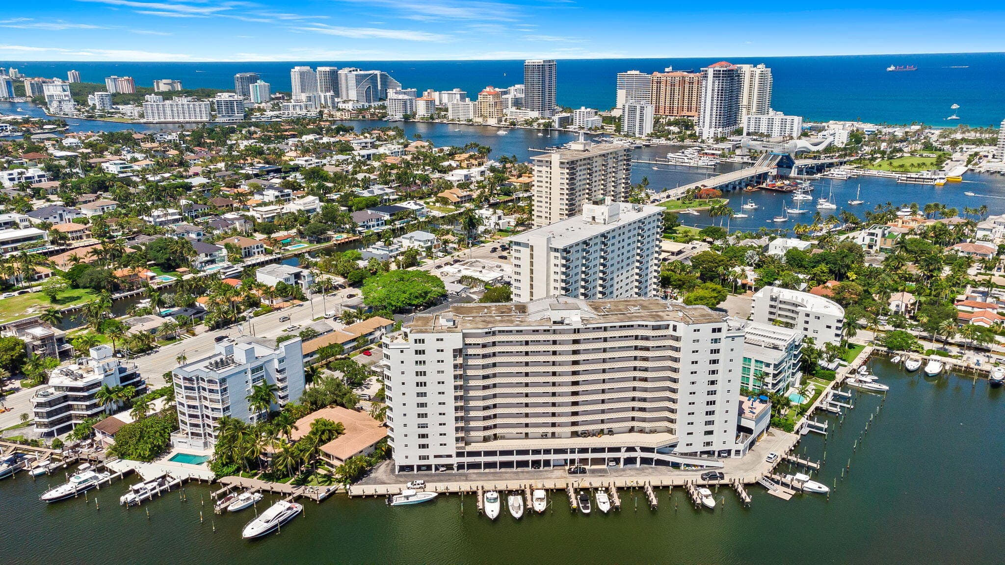 333 Sunset Drive Apt 1008, Fort Lauderdale, FL 33301 — photo 2 of 26
