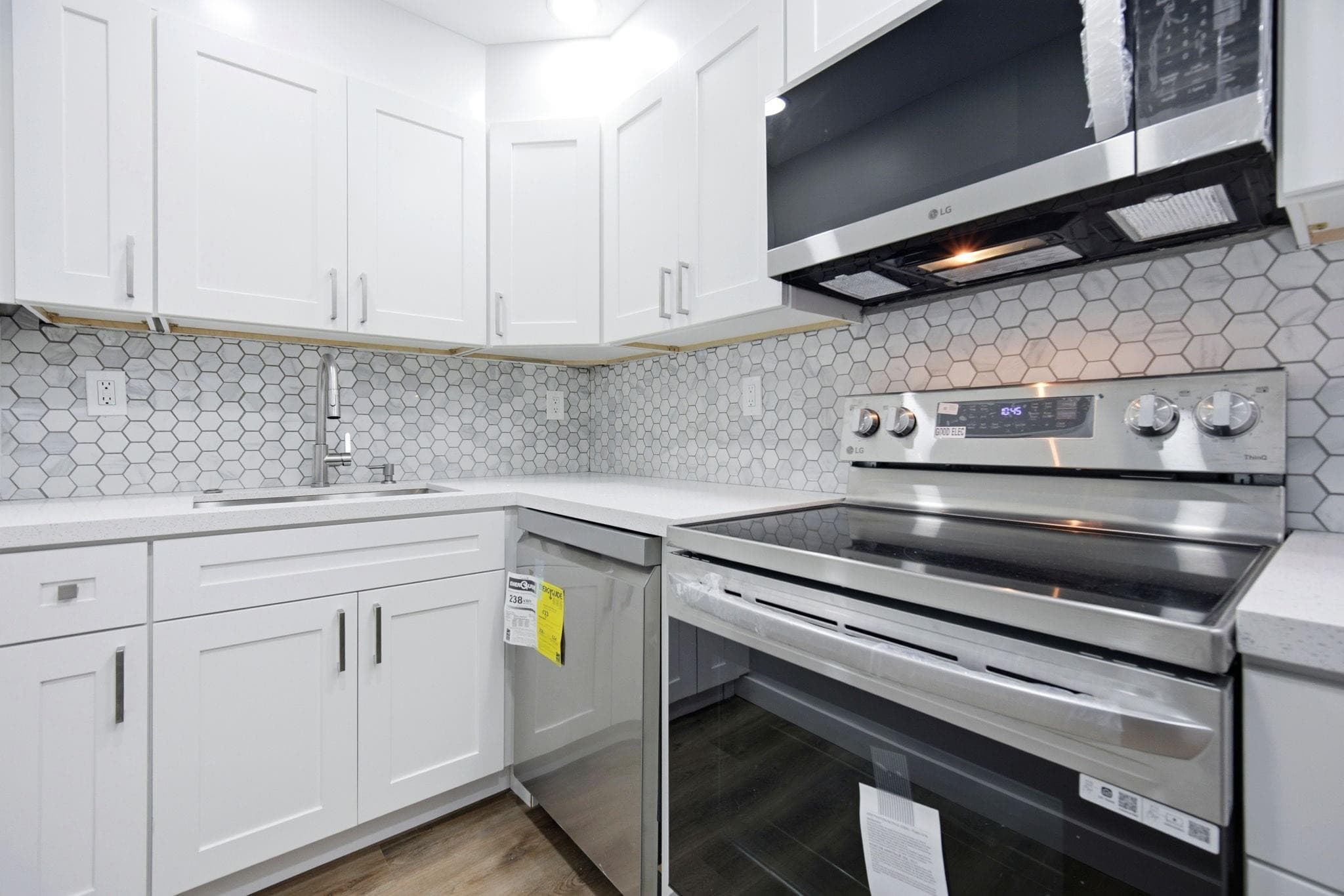 200 S Birch Road 906, Fort Lauderdale, FL 33316 — photo 10 of 32