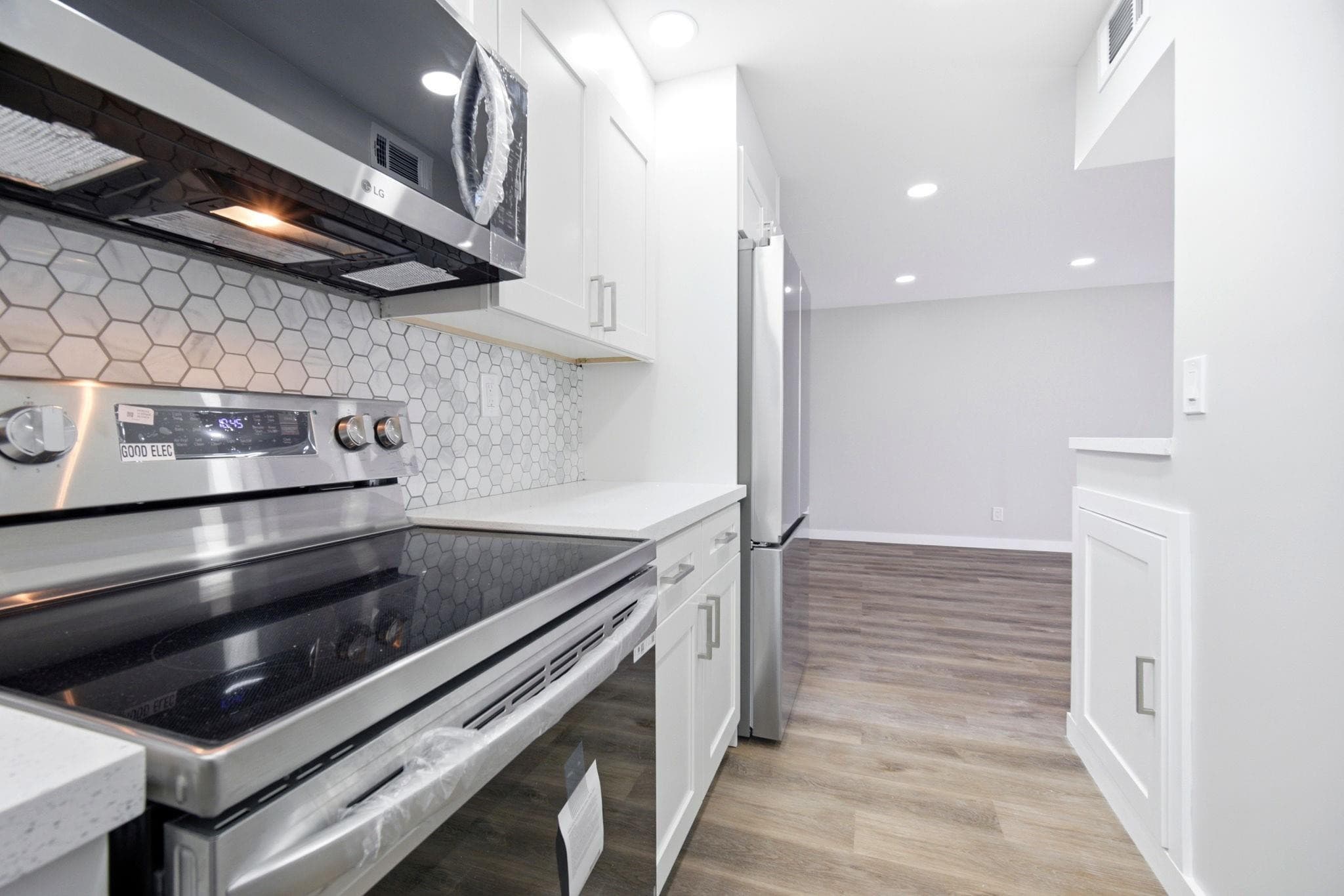 200 S Birch Road 906, Fort Lauderdale, FL 33316 — photo 11 of 32
