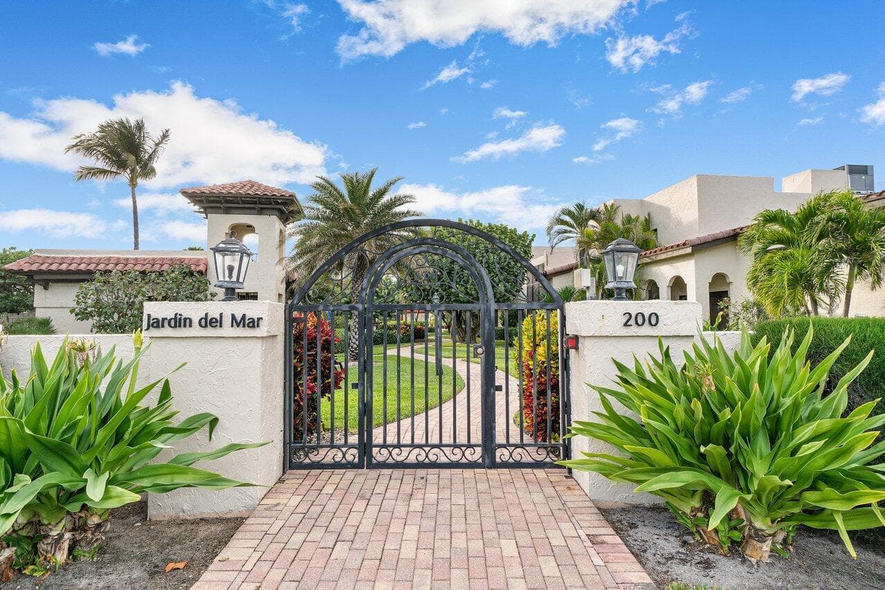 200 S Ocean Boulevard A-105, Delray Beach, FL 33483 — photo 5 of 42