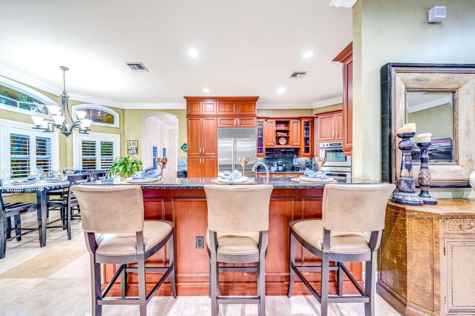 512 NE 12th Avenue, Fort Lauderdale, FL 33301 — photo 11 of 40