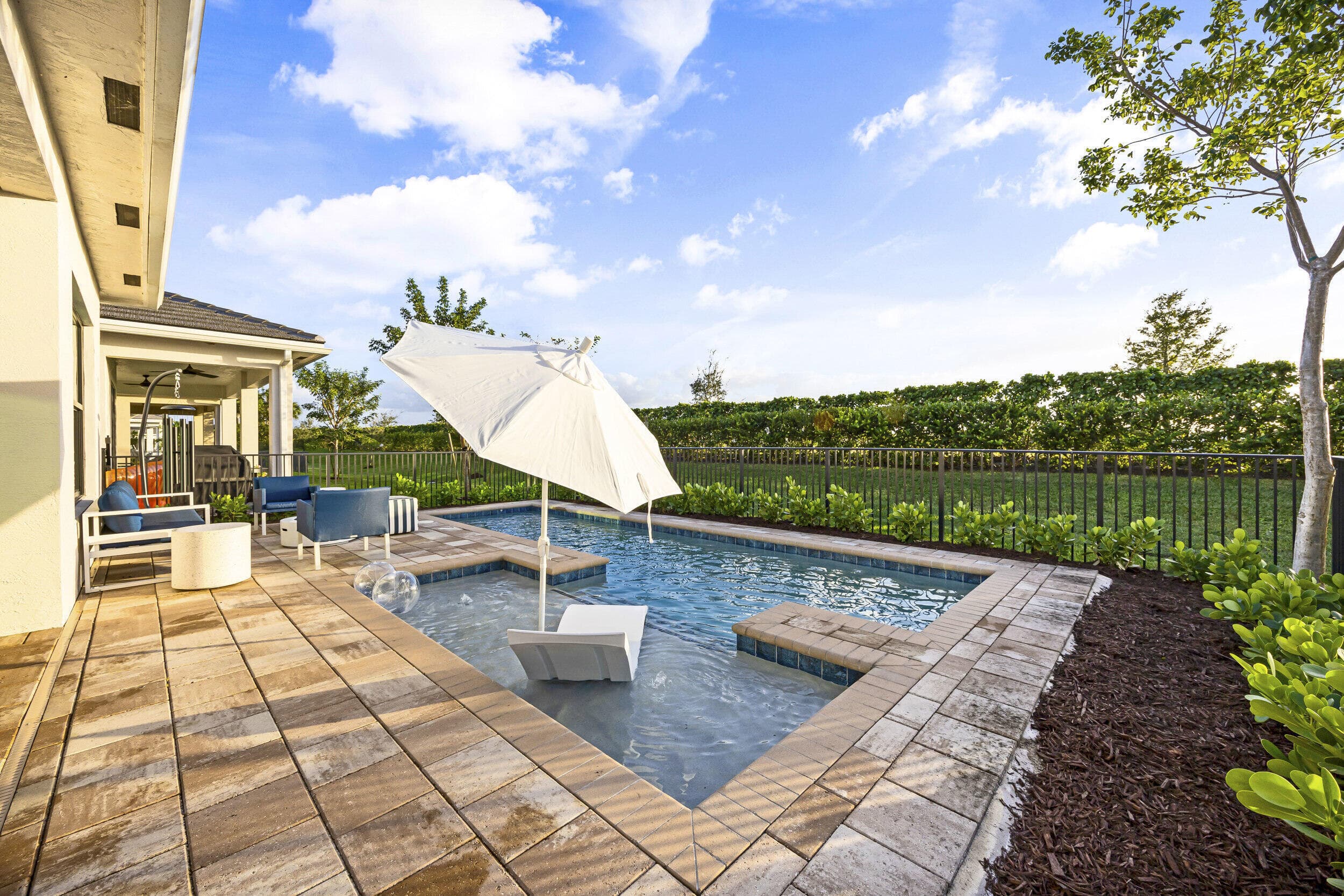 15890 Key Biscayne Lane, Westlake, FL 33470 — photo 32 of 40