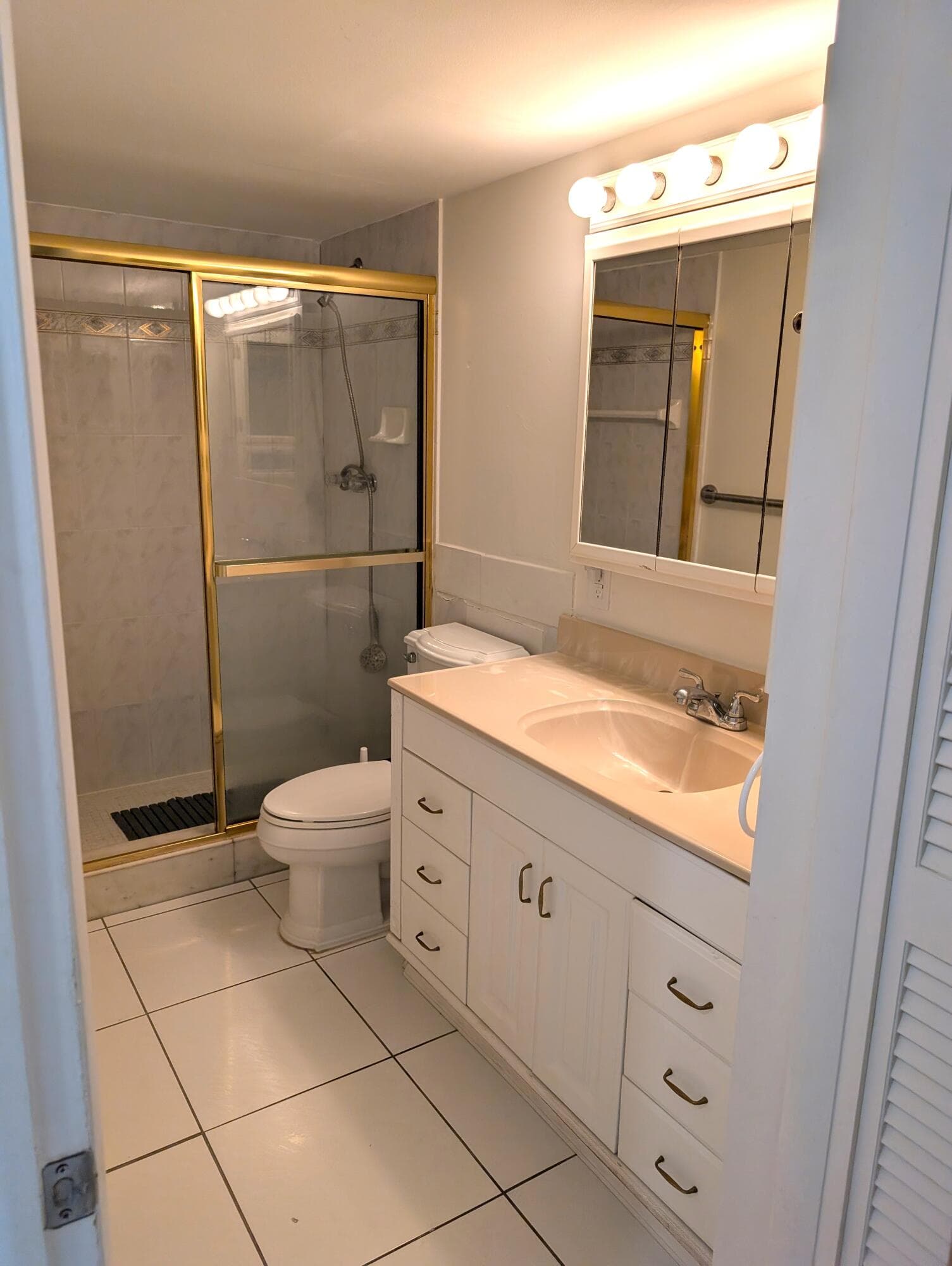 1012 N Ocean Boulevard 602, Pompano Beach, FL 33062 — photo 12 of 42