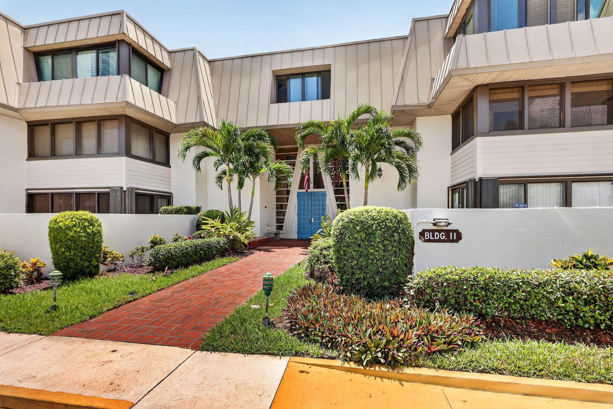 1800 SE Saint Lucie Boulevard 11-203, Stuart, FL 34996 — photo 5 of 85