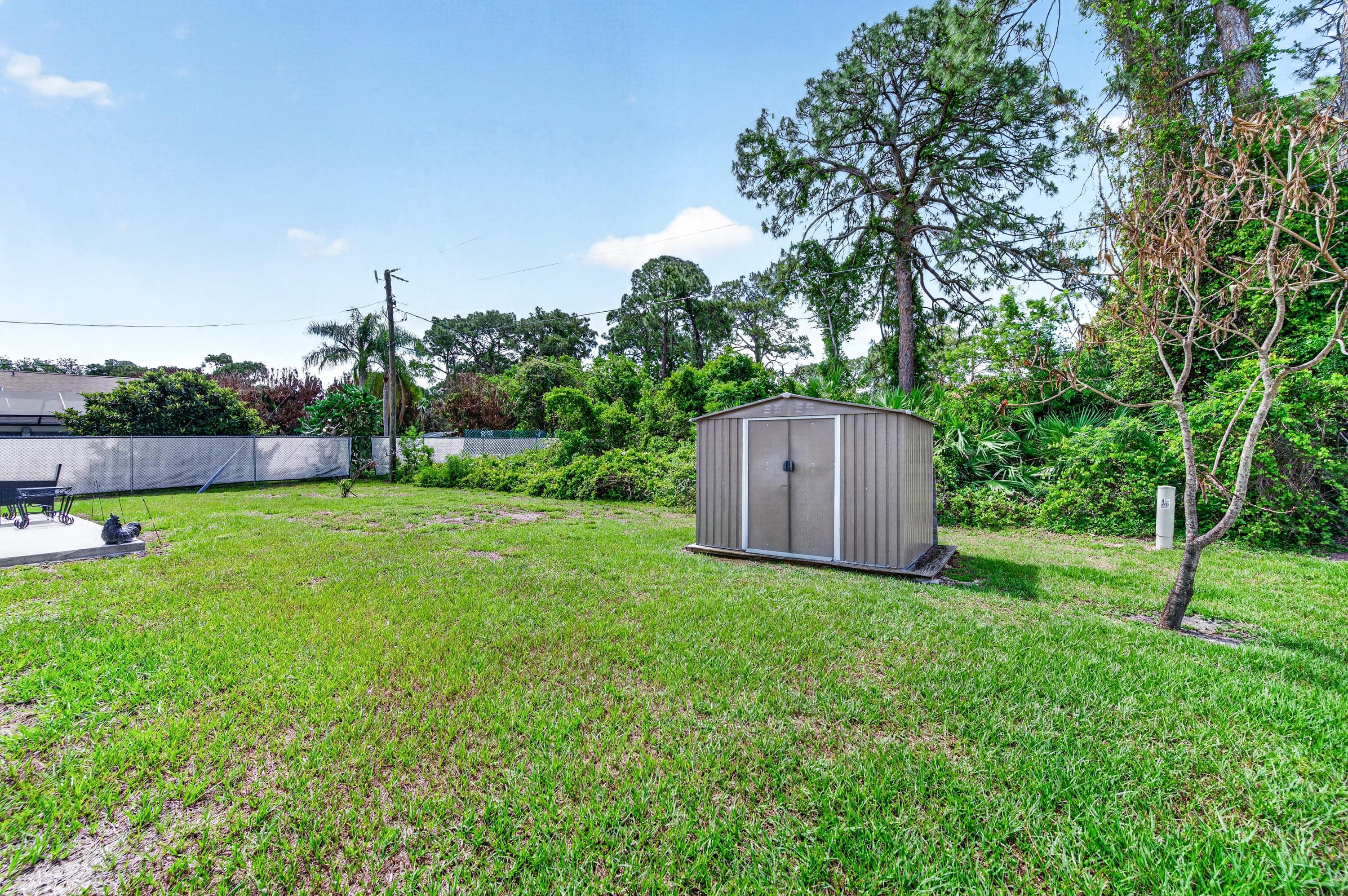 180 SE Dolphin St Street SE, Palm Bay, FL 32909 — photo 32 of 42