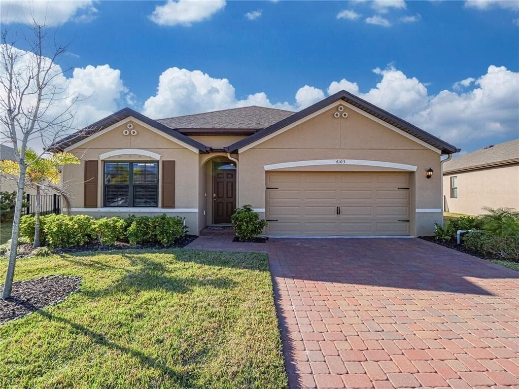4103 Keeson Circle, Vero Beach, FL 32967 — photo 2 of 34