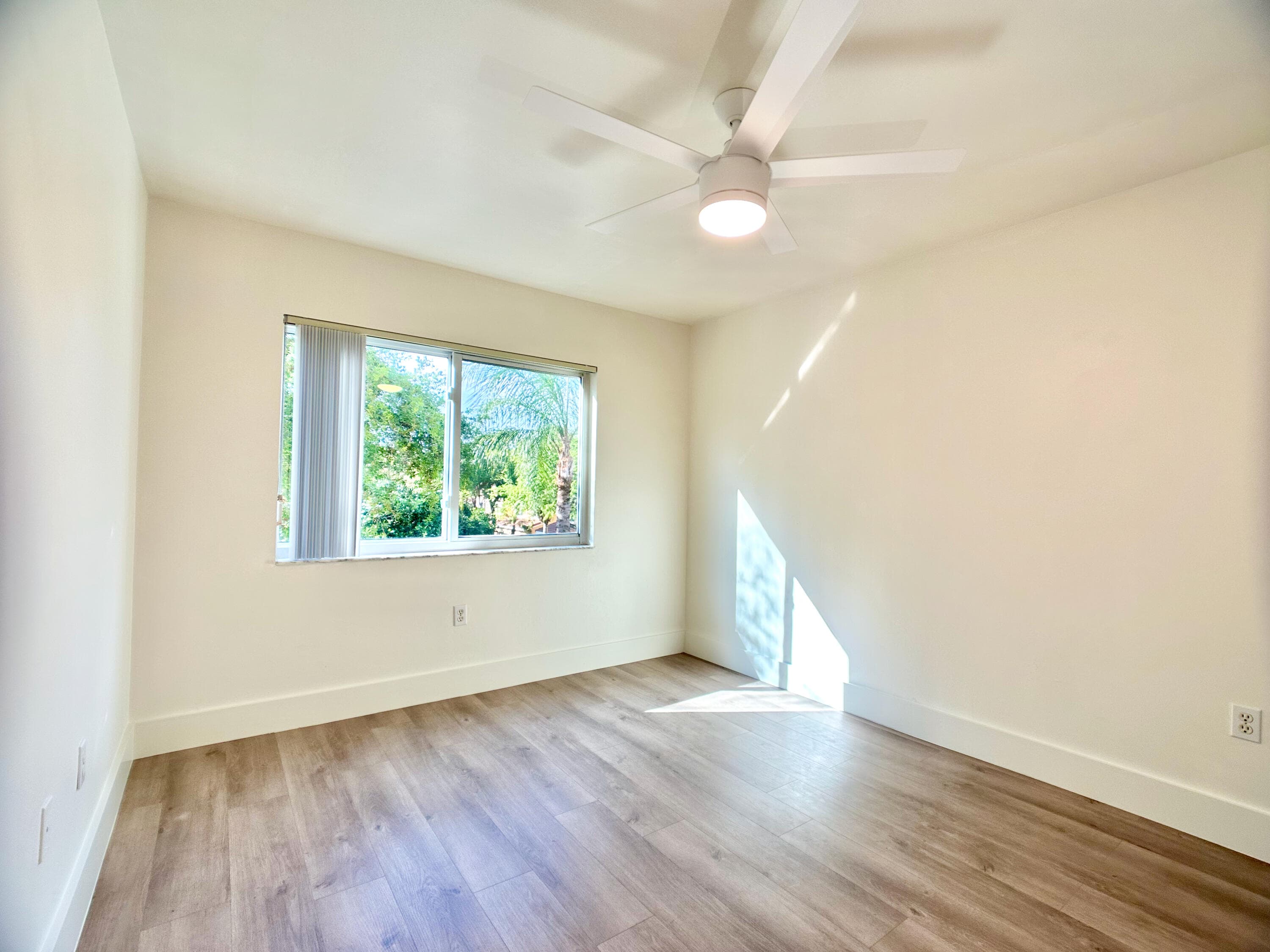 700 Scotia Drive 305, Hypoluxo, FL 33462 — photo 15 of 32