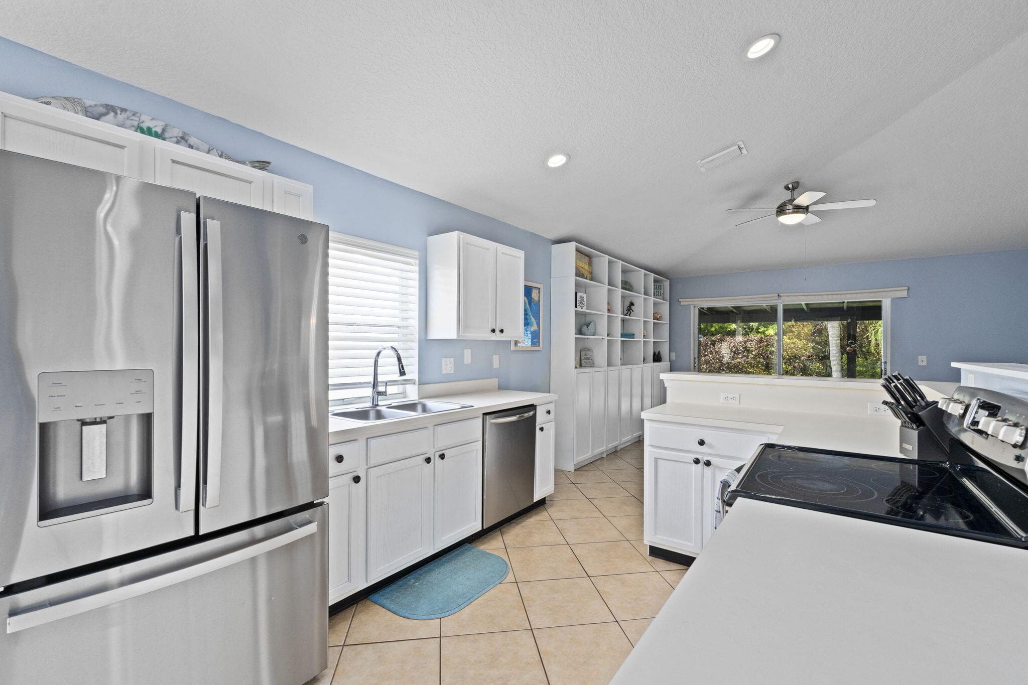 864 NW Waterlily Place, Jensen Beach, FL 34957 — photo 11 of 39