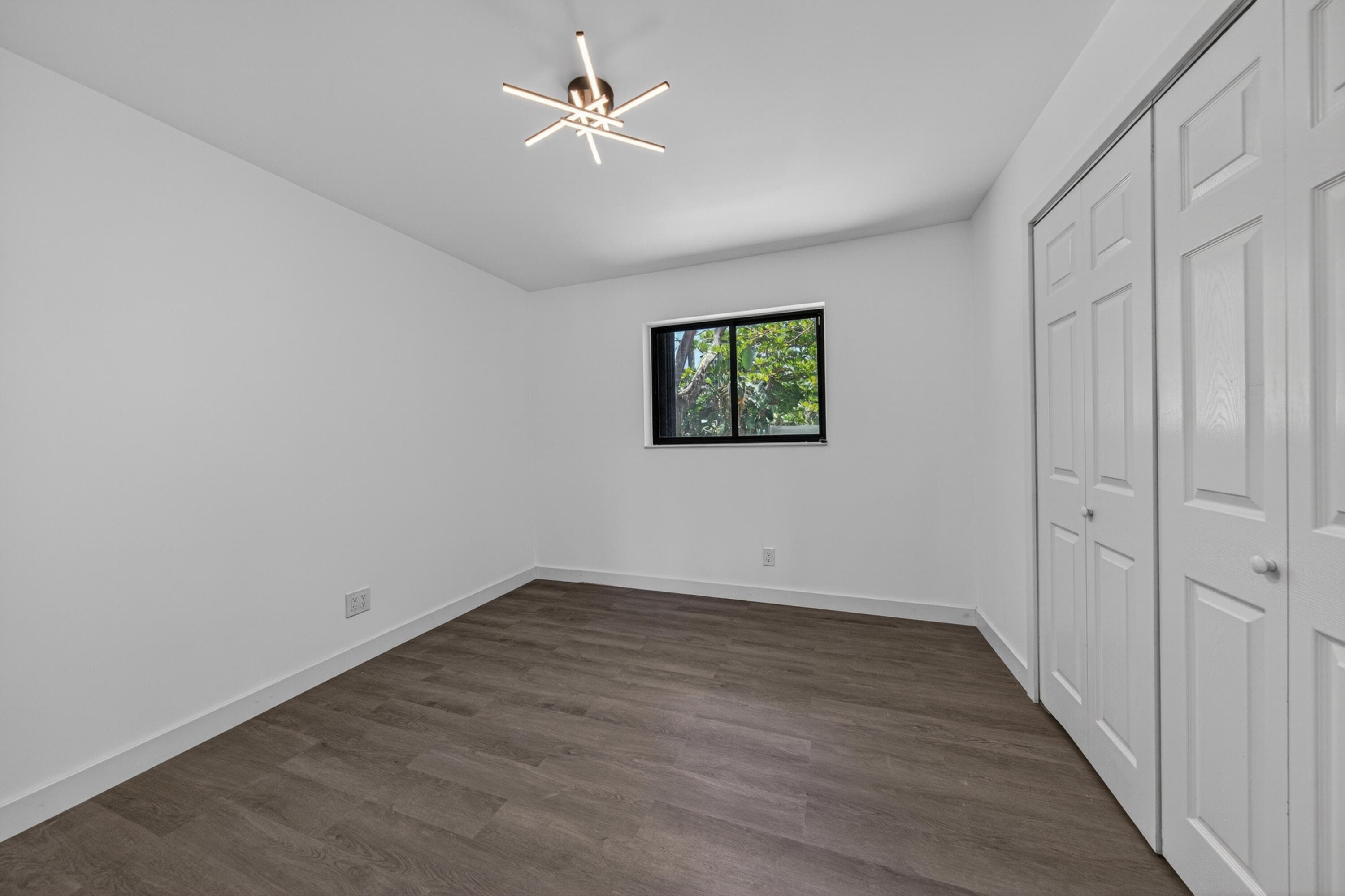 2740 NW 9th Lane, Wilton Manors, FL 33311 — photo 32 of 48