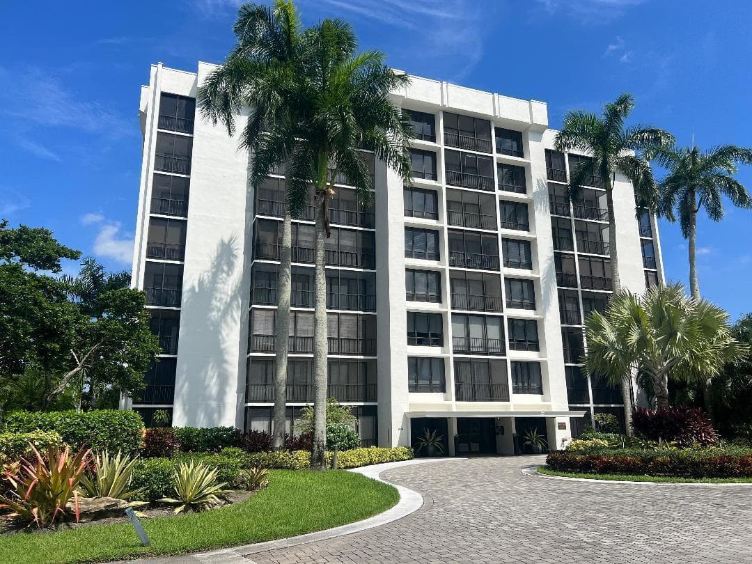 6797 Willow Wood Drive 6034, Boca Raton, FL 33434 — photo 1 of 28