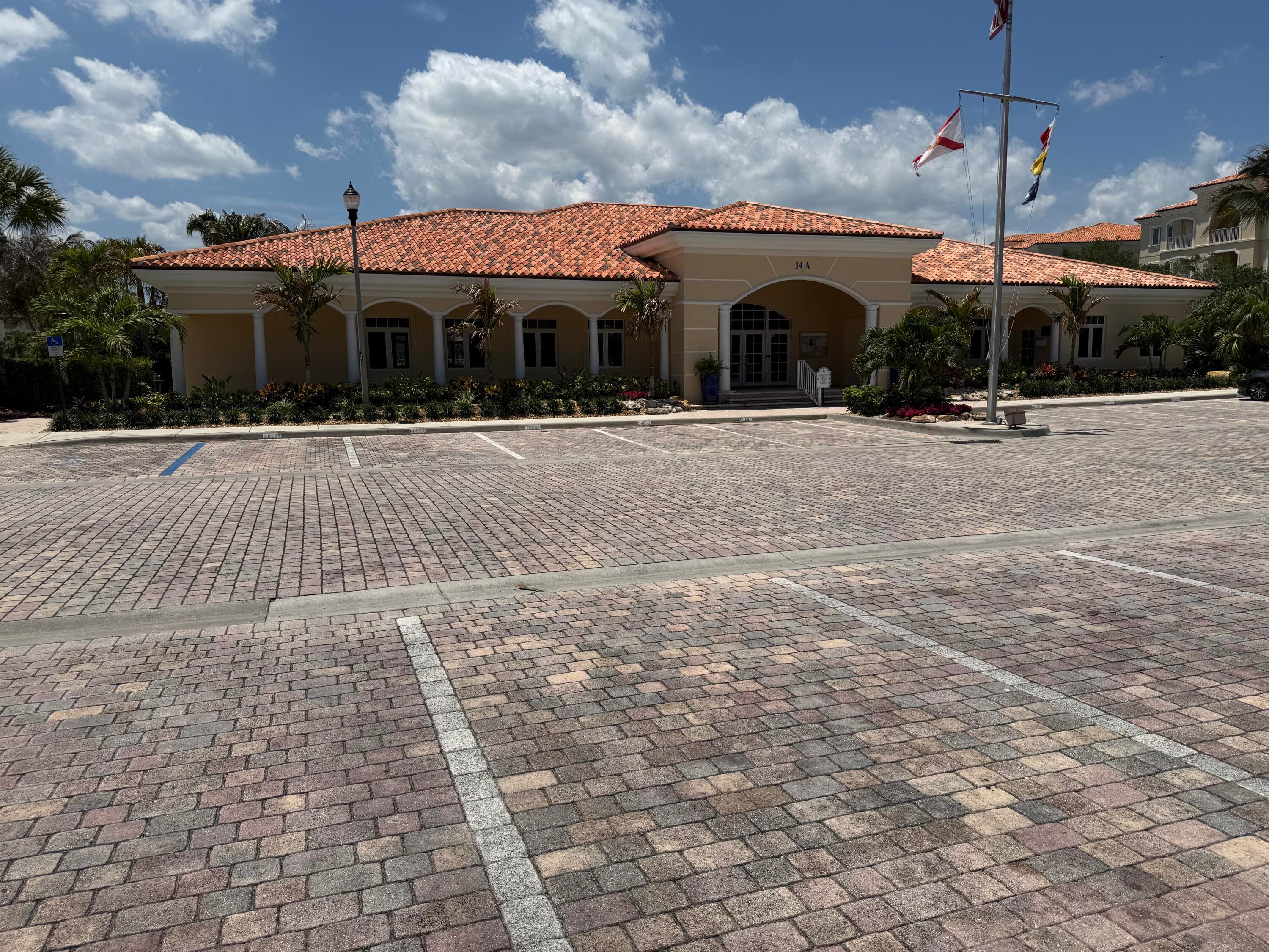 Condominium in Fort Pierce — photo 39 of 55