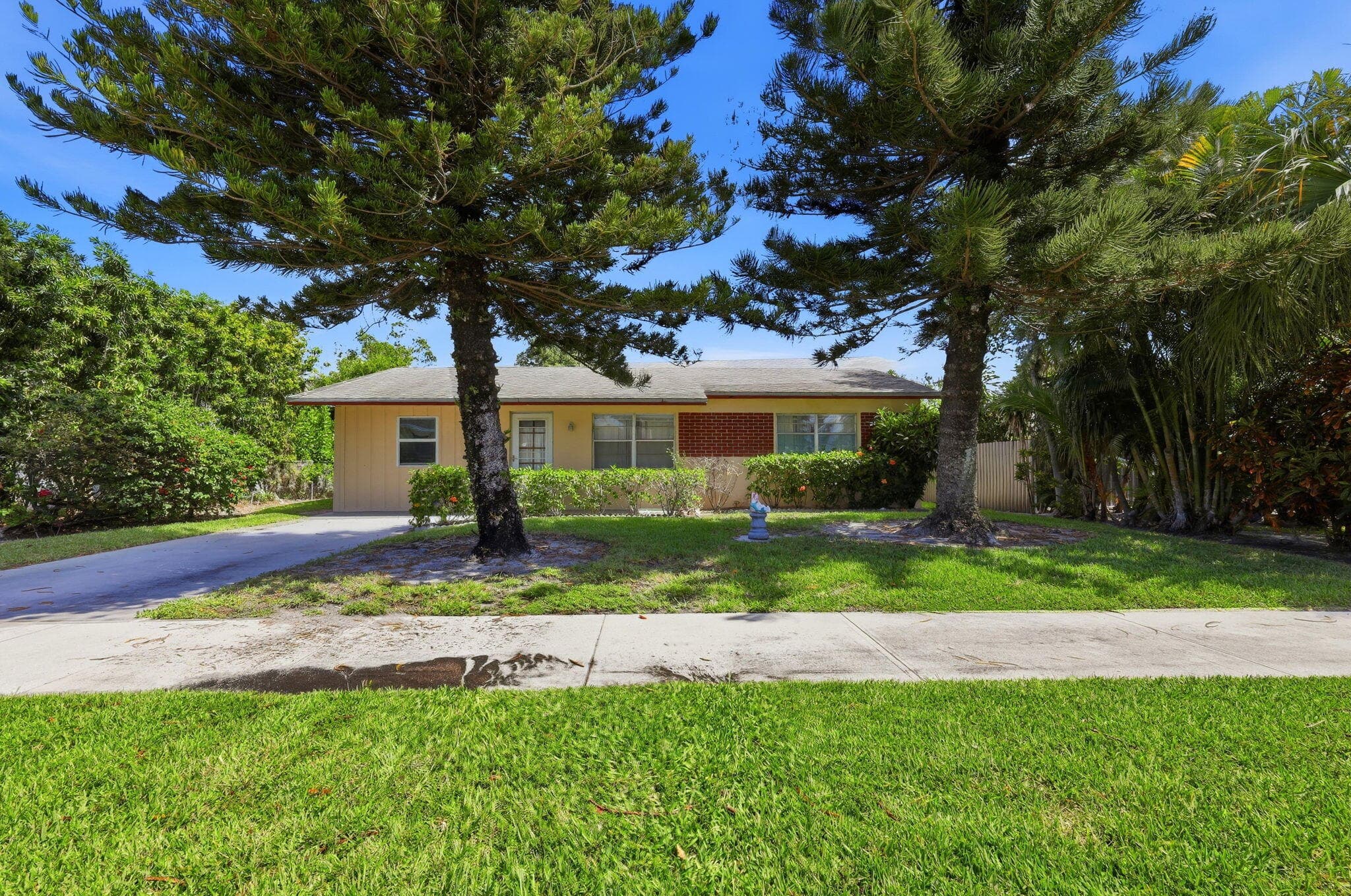 115 SE 11th Avenue, Boynton Beach, FL 33435 — photo 2 of 26