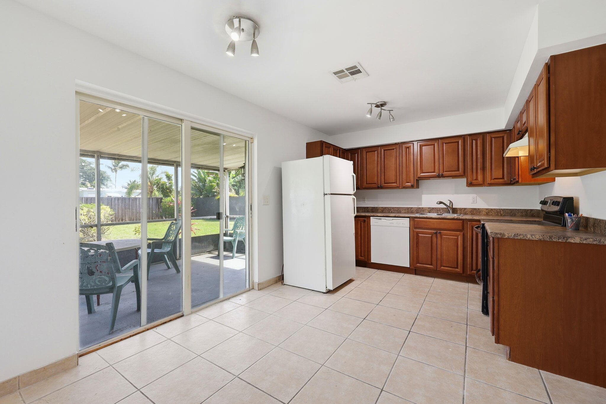 115 SE 11th Avenue, Boynton Beach, FL 33435 — photo 9 of 26