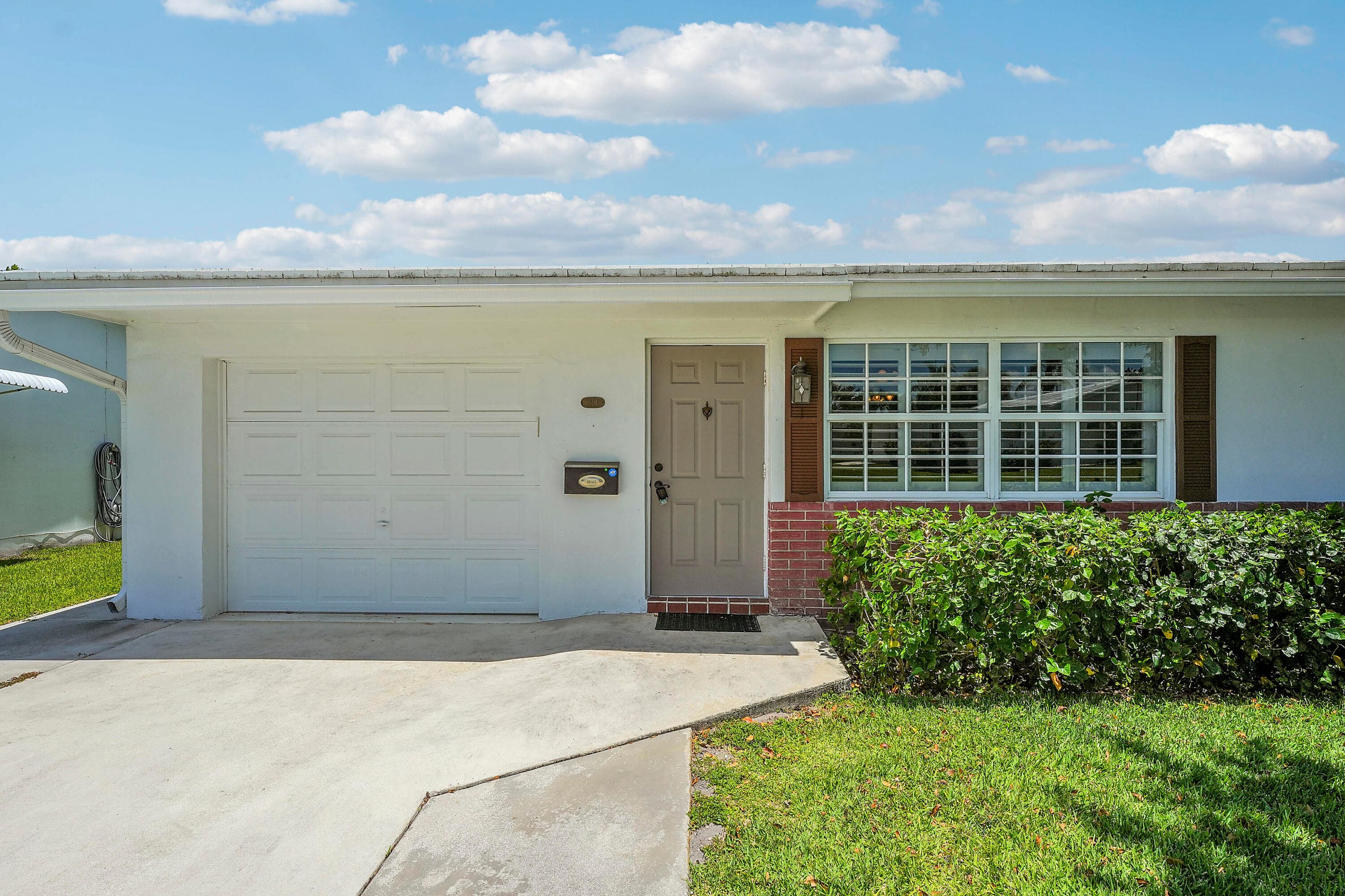 614 SW Golf Drive, Boynton Beach, FL 33426 — photo 33 of 45