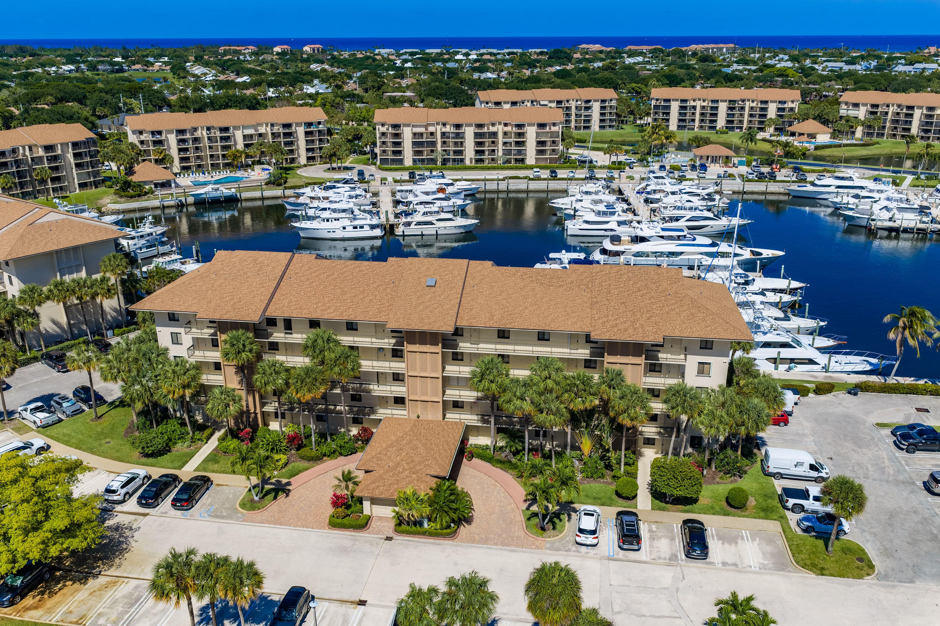 2501 Marina Isle Way 203, Jupiter, FL 33477 — photo 48 of 67