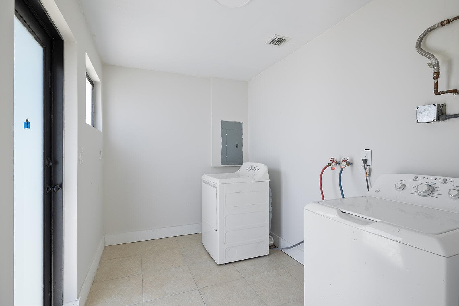 1522 NW 41st Street, Miami, FL 33142 — photo 13 of 30