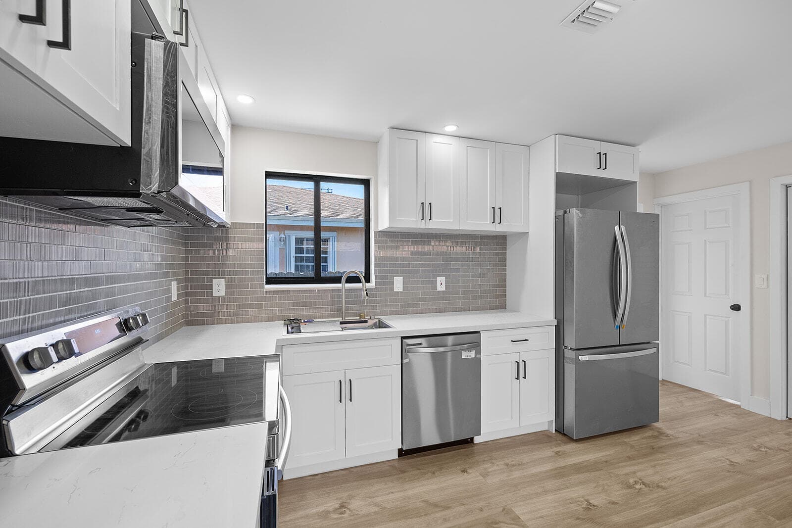 1522 NW 41st Street, Miami, FL 33142 — photo 10 of 30