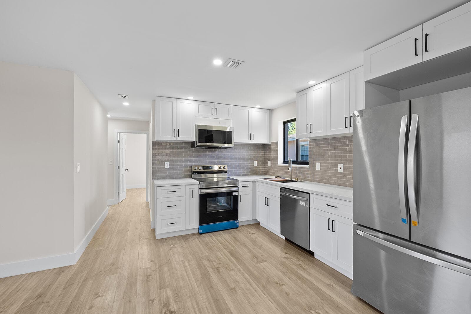 1522 NW 41st Street, Miami, FL 33142 — photo 9 of 30