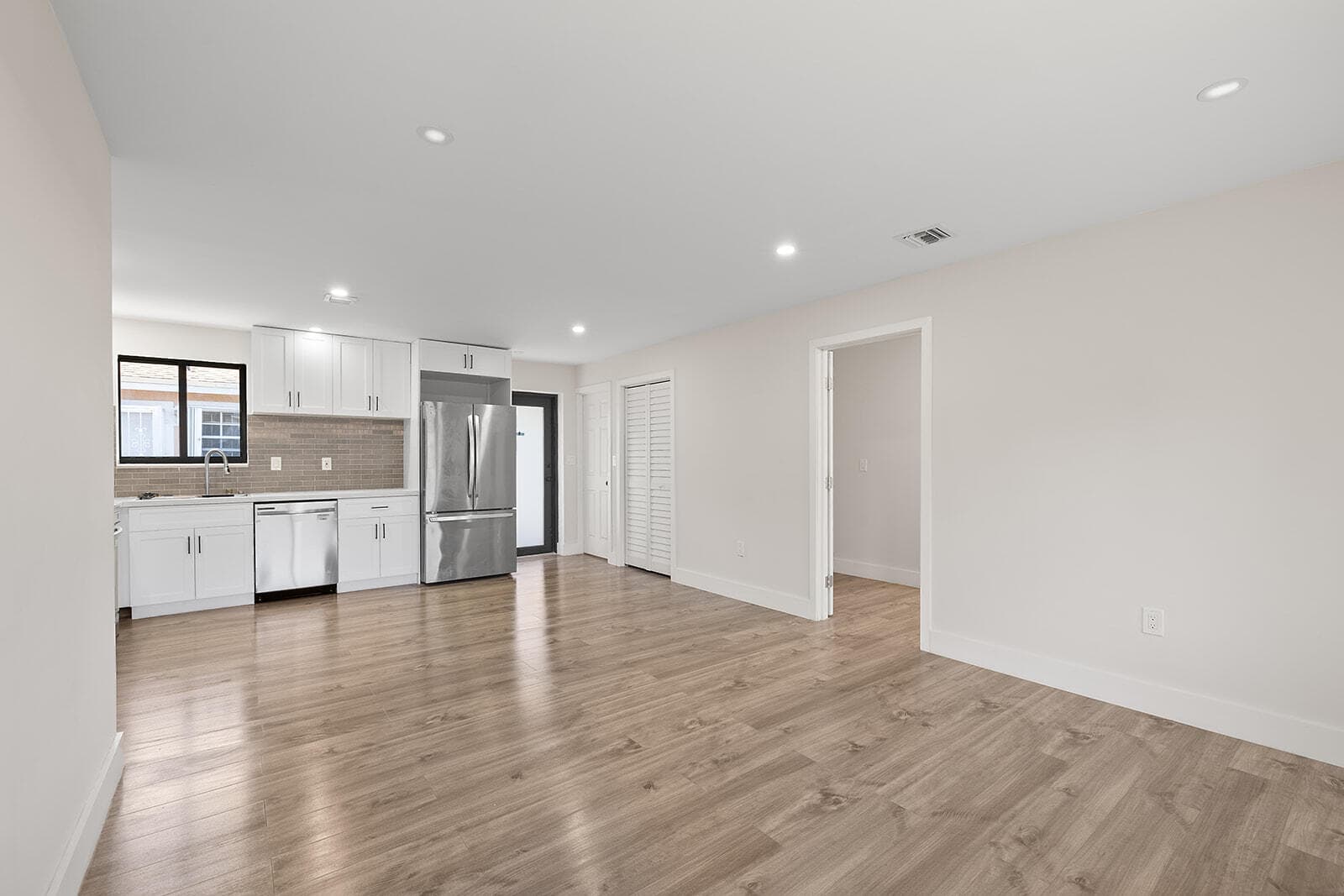 1522 NW 41st Street, Miami, FL 33142 — photo 12 of 30