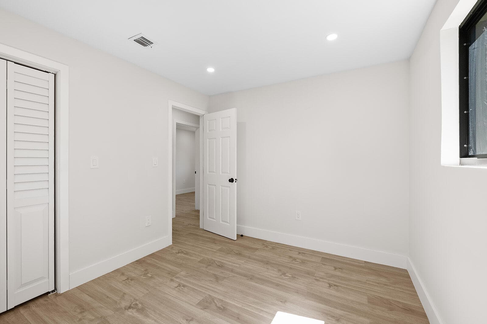 1522 NW 41st Street, Miami, FL 33142 — photo 28 of 30