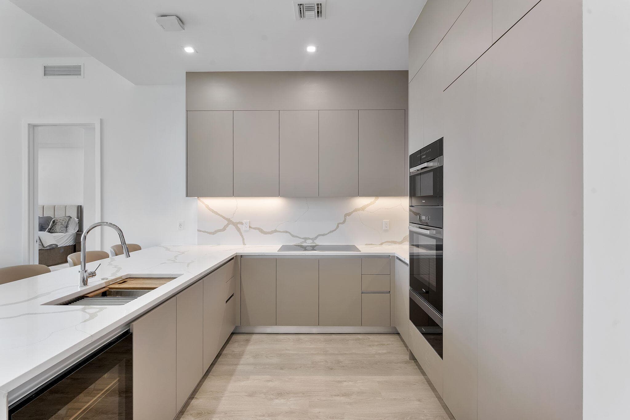 220 Lake Shore Drive Penthouse 2321, Lake Park, FL 33403 — photo 6 of 50