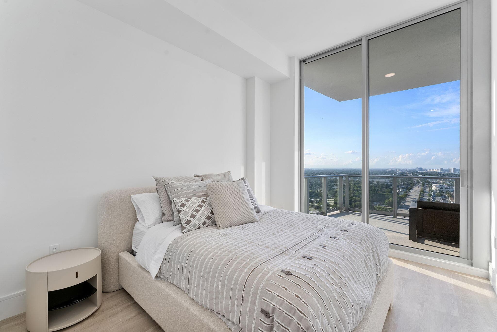220 Lake Shore Drive Penthouse 2321, Lake Park, FL 33403 — photo 21 of 50