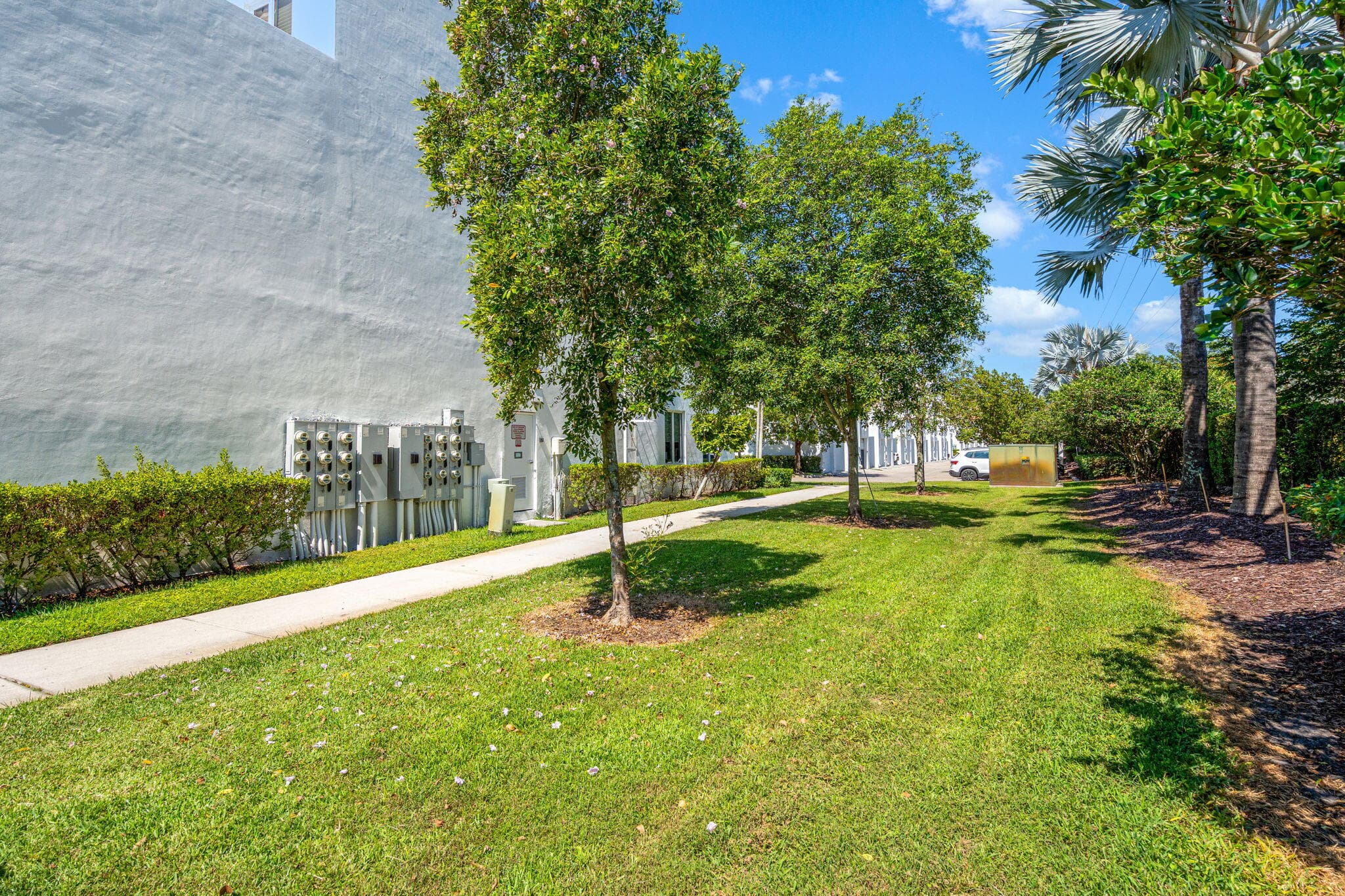 6310 NW 103rd Place 201, Doral, FL 33178 — photo 32 of 49