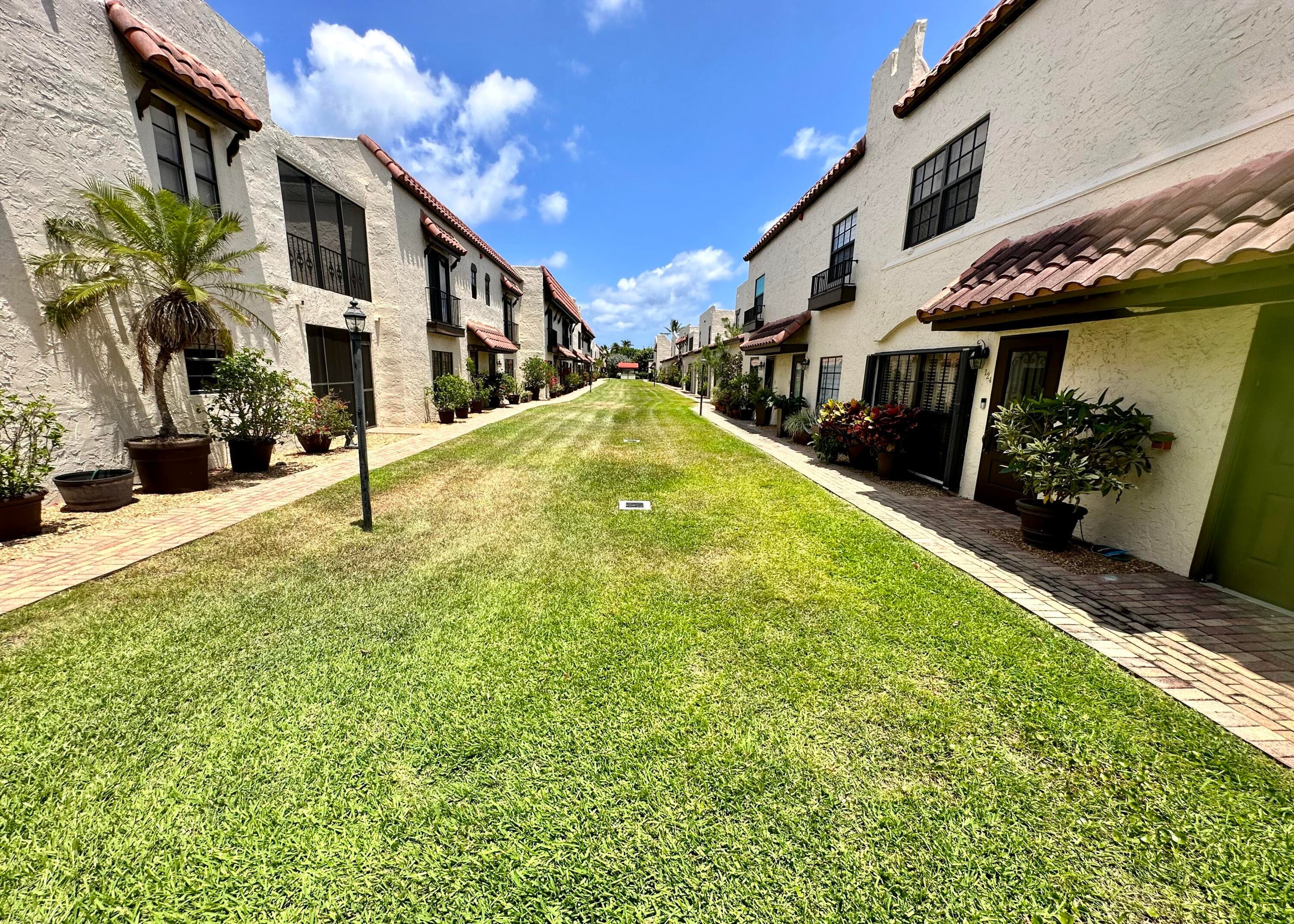 200 S Ocean Boulevard B-124, Delray Beach, FL 33483 — photo 11 of 39