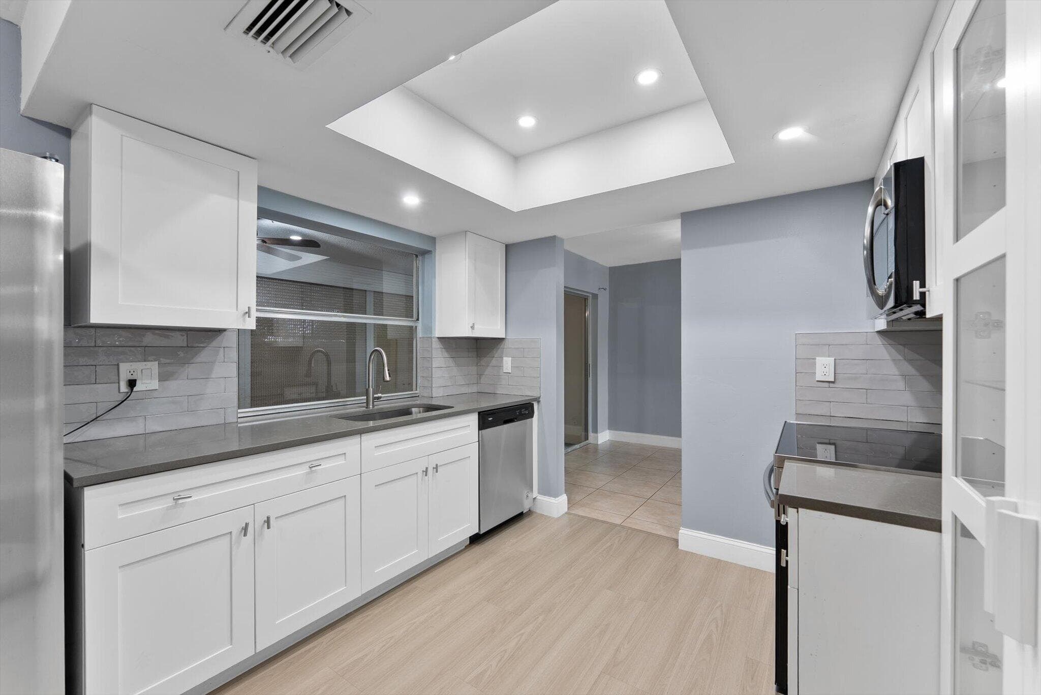 901 NW 49th Street, Deerfield Beach, FL 33064 — photo 3 of 22