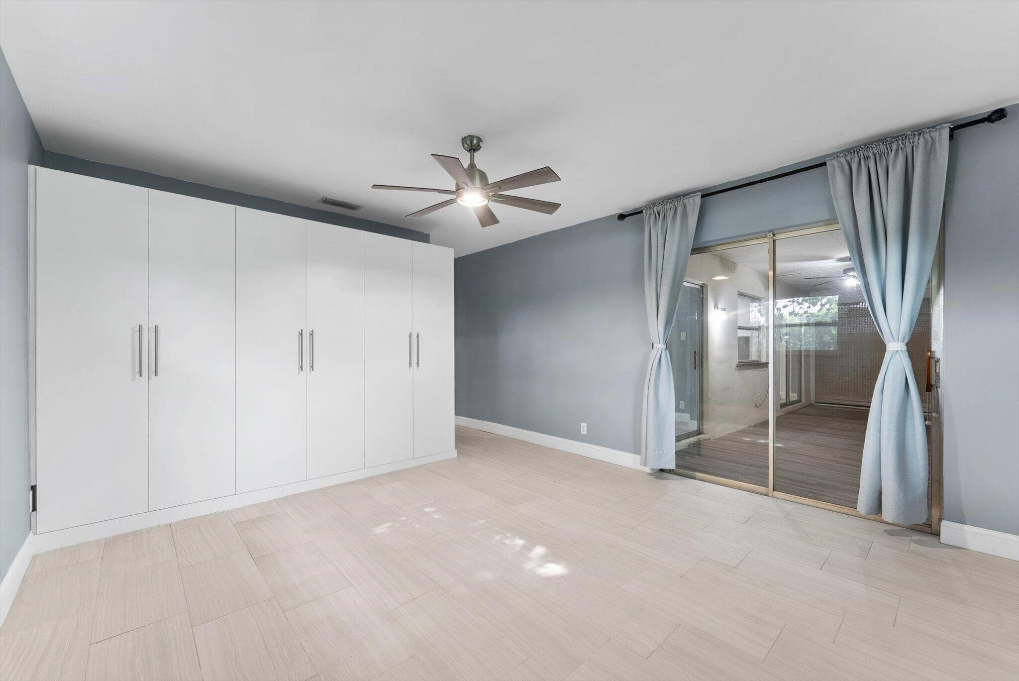 901 NW 49th Street, Deerfield Beach, FL 33064 — photo 10 of 22