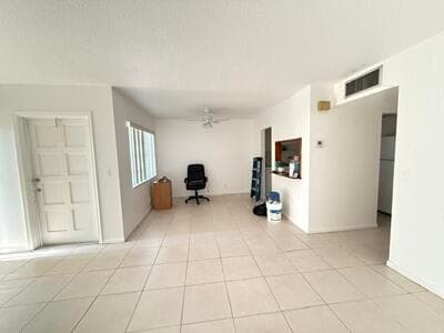 187 Stratford N 187, West Palm Beach, FL 33417 — photo 5 of 14