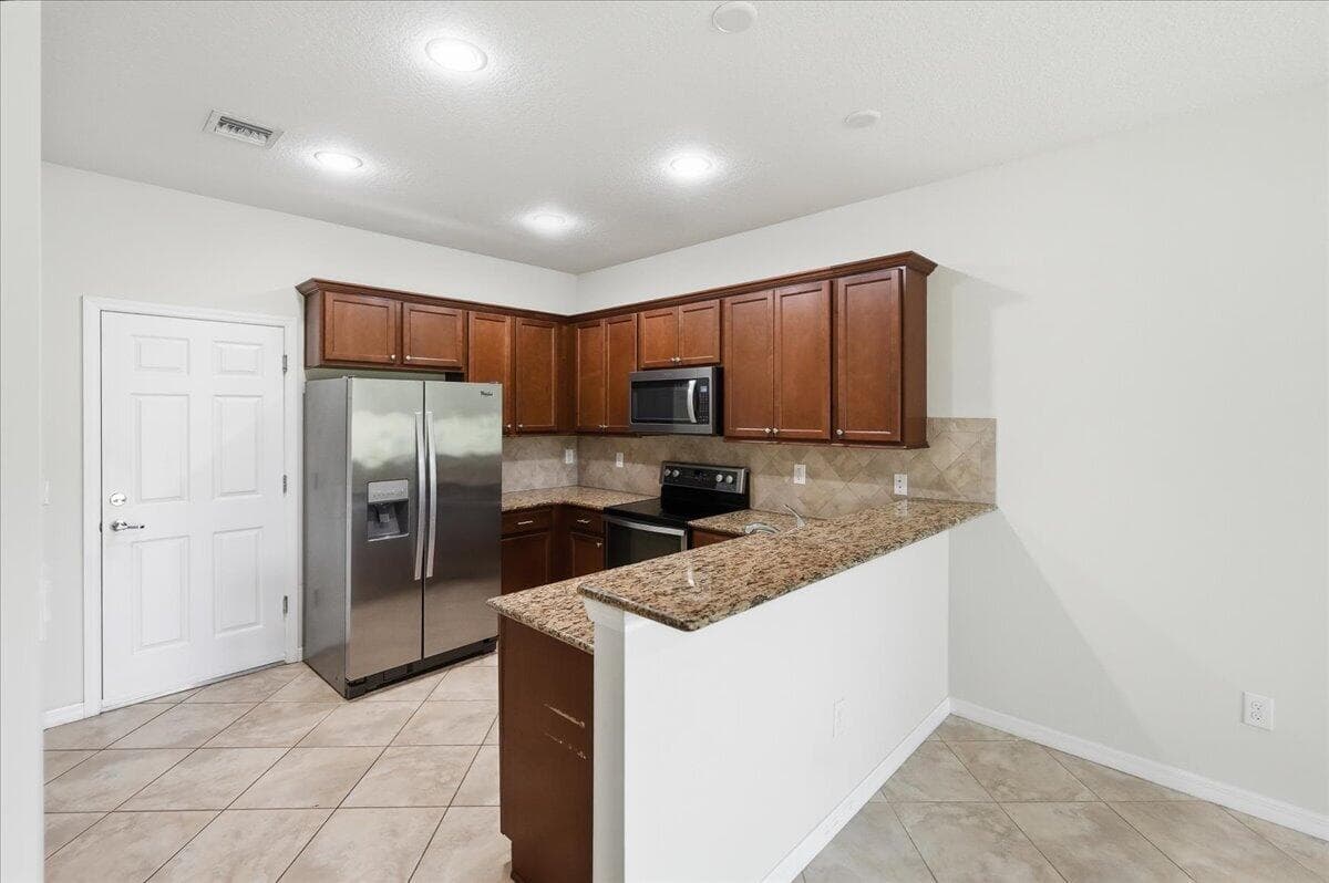 1069 Normandie Way, Vero Beach, FL 32960 — photo 5 of 47