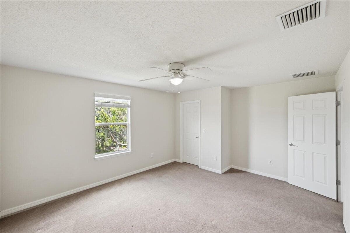 1069 Normandie Way, Vero Beach, FL 32960 — photo 14 of 47