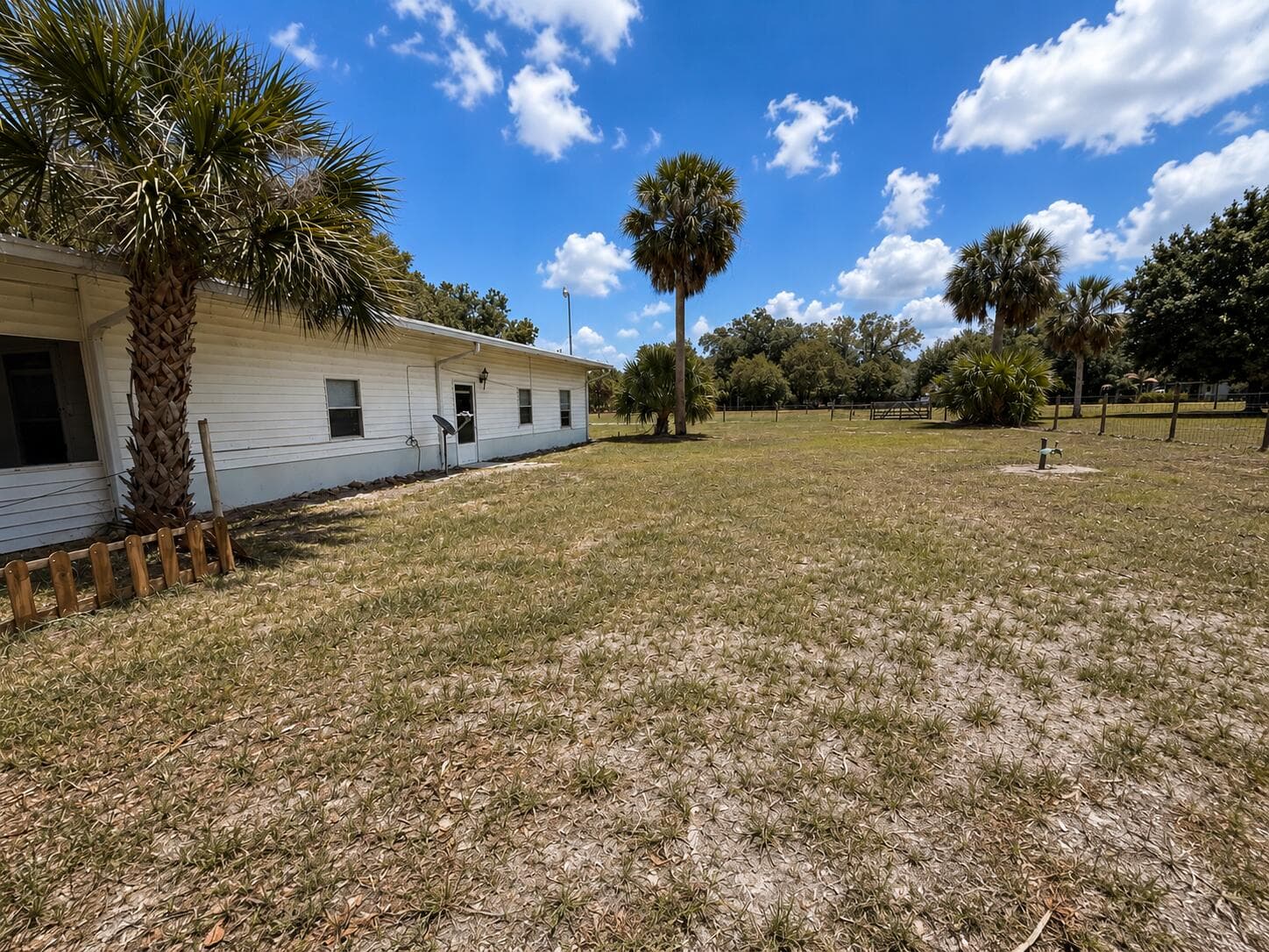 482 Palmetto Avenue, Palmdale, FL 33935 — photo 14 of 17