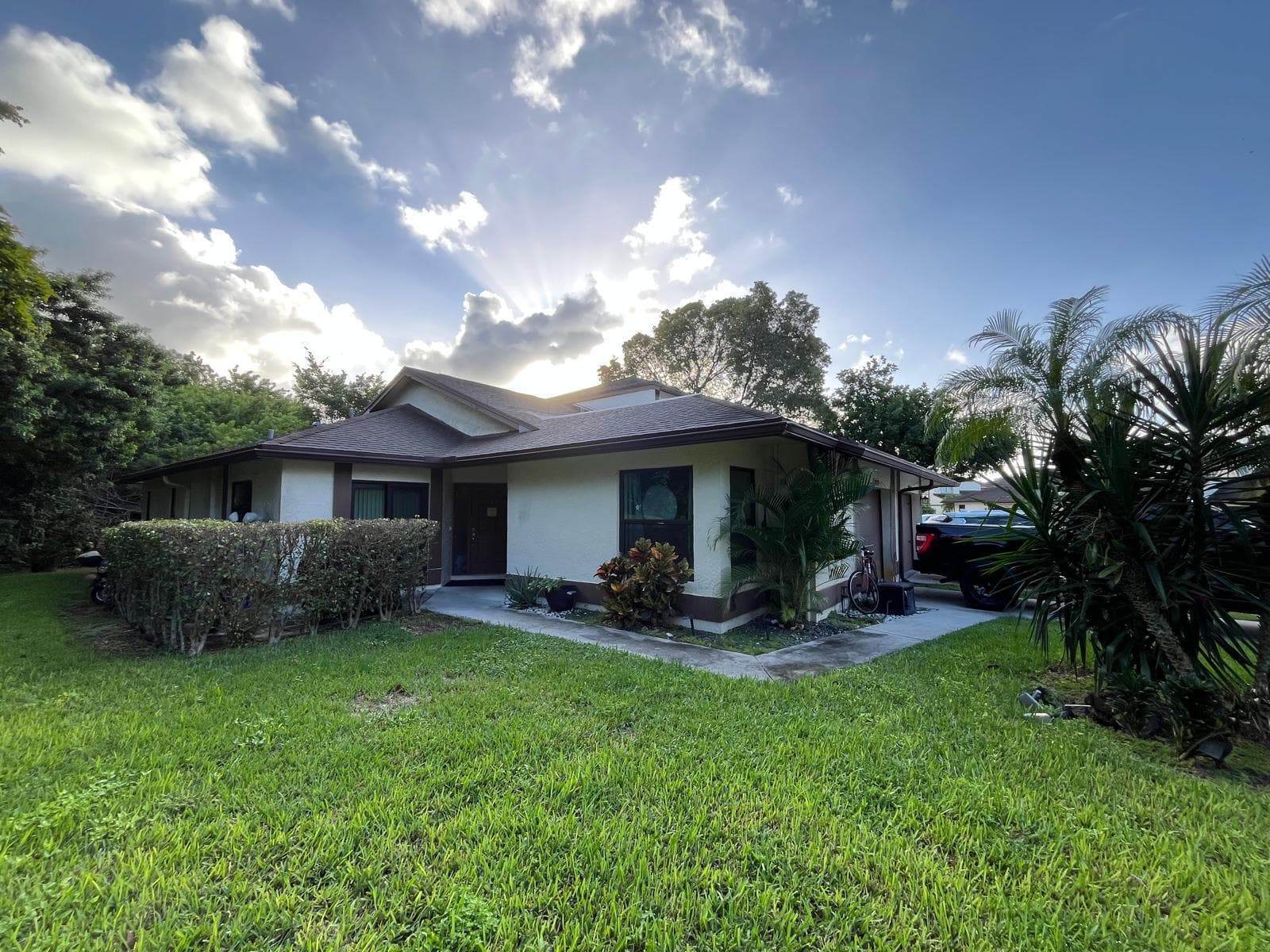 Townhouse in Boca Raton — photo 1 of 33