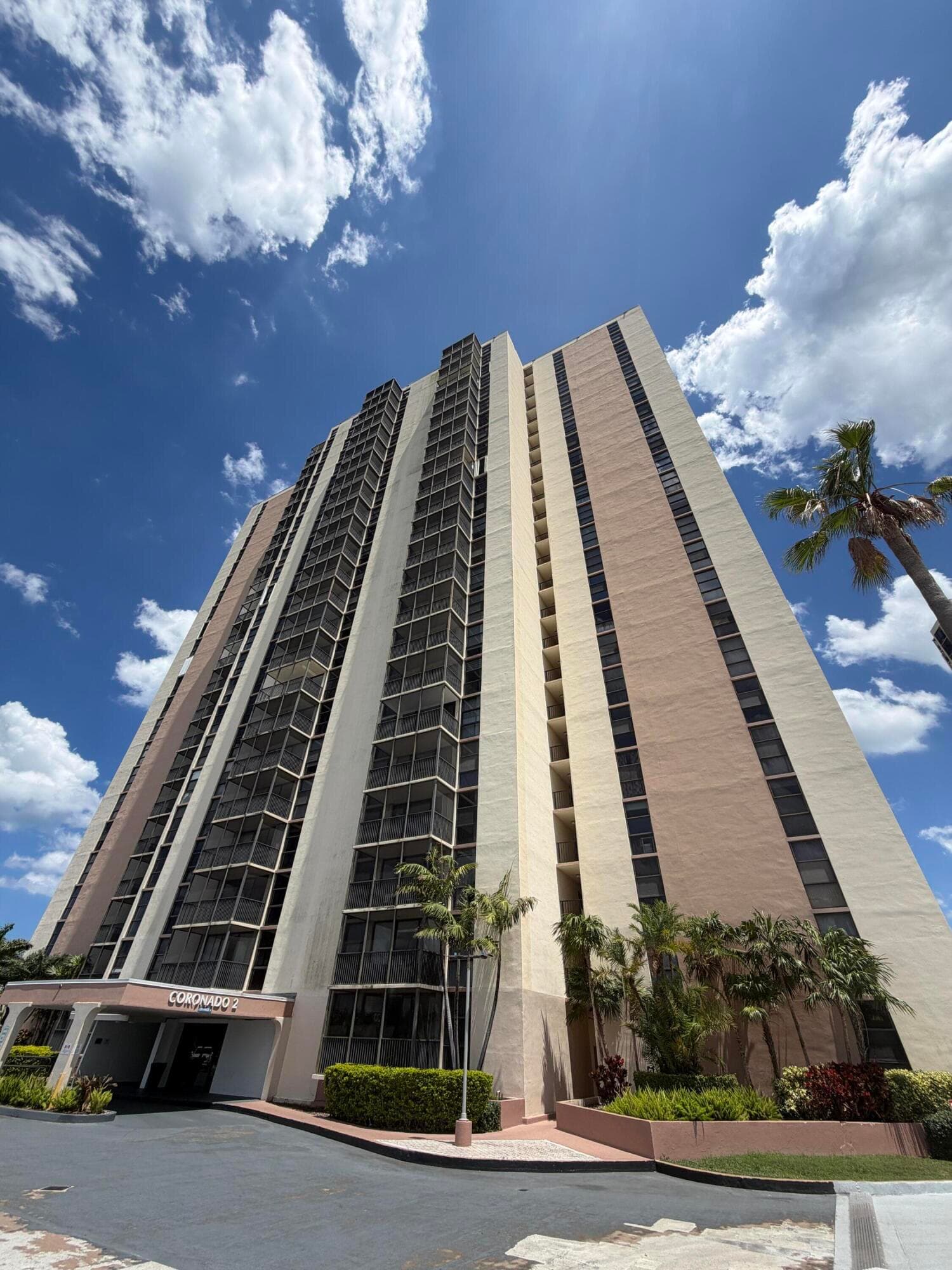 20301 W Country Club Drive 329, Aventura, FL 33180 — photo 1 of 15
