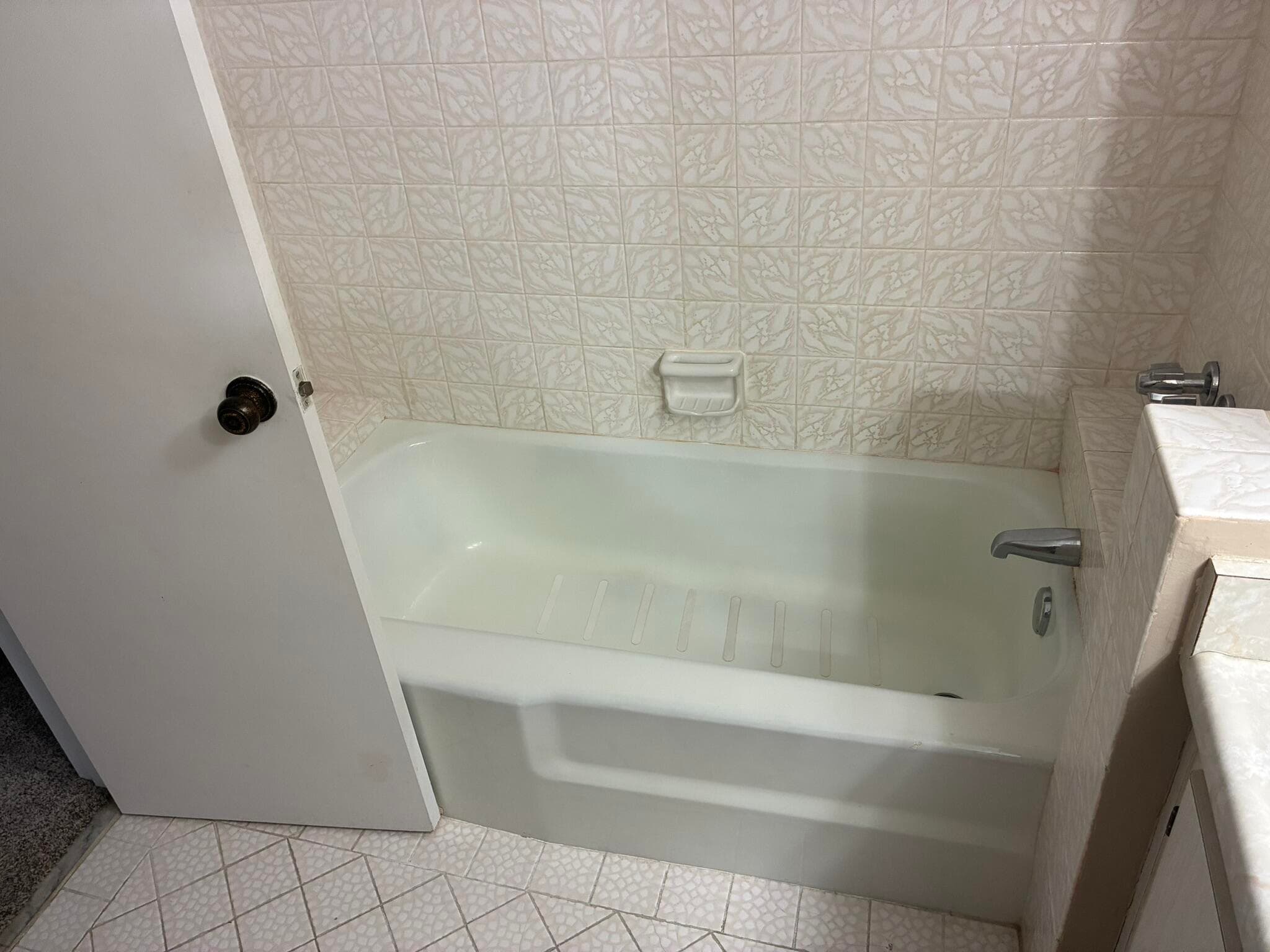 659 W Oakland Park Boulevard 204, Oakland Park, FL 33311 — photo 16 of 22