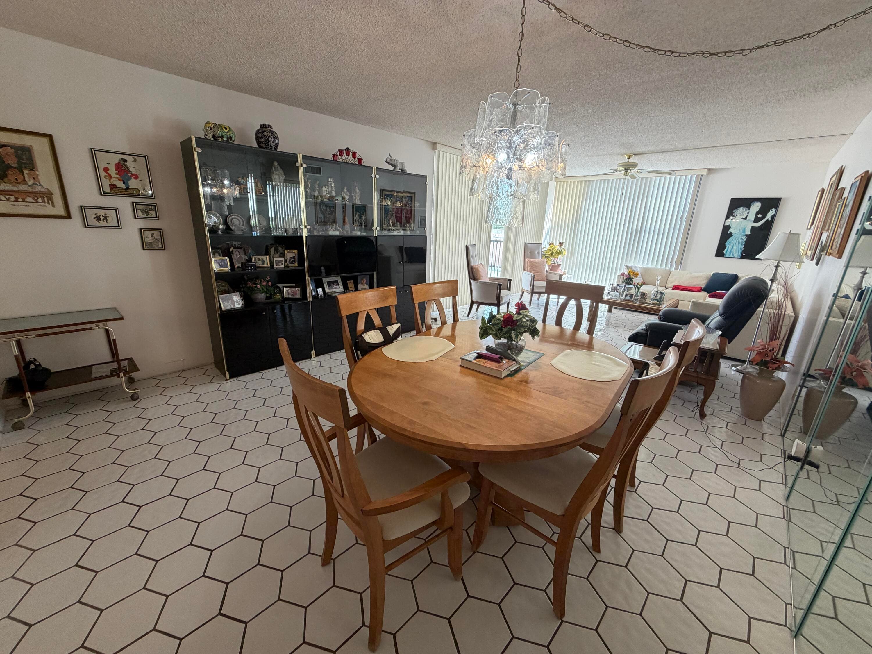 20301 W Country Club Drive 329, Aventura, FL 33180 — photo 2 of 15