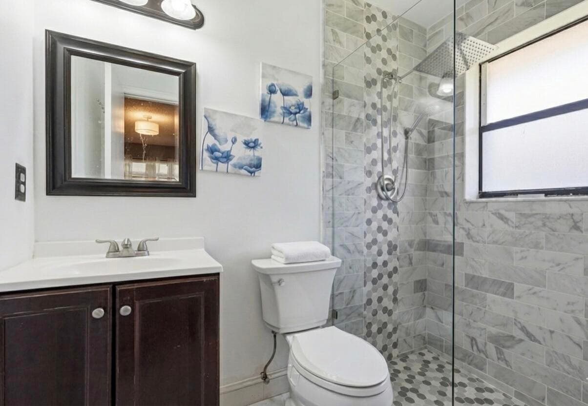 5330 Mendoza Street, West Palm Beach, FL 33415 — photo 11 of 23