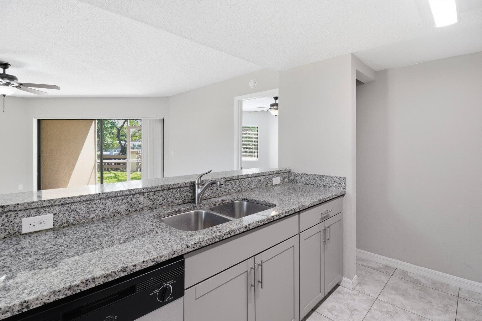 2625 Heathcote Drive 2647, Fort Pierce, FL 34982 — photo 3 of 19
