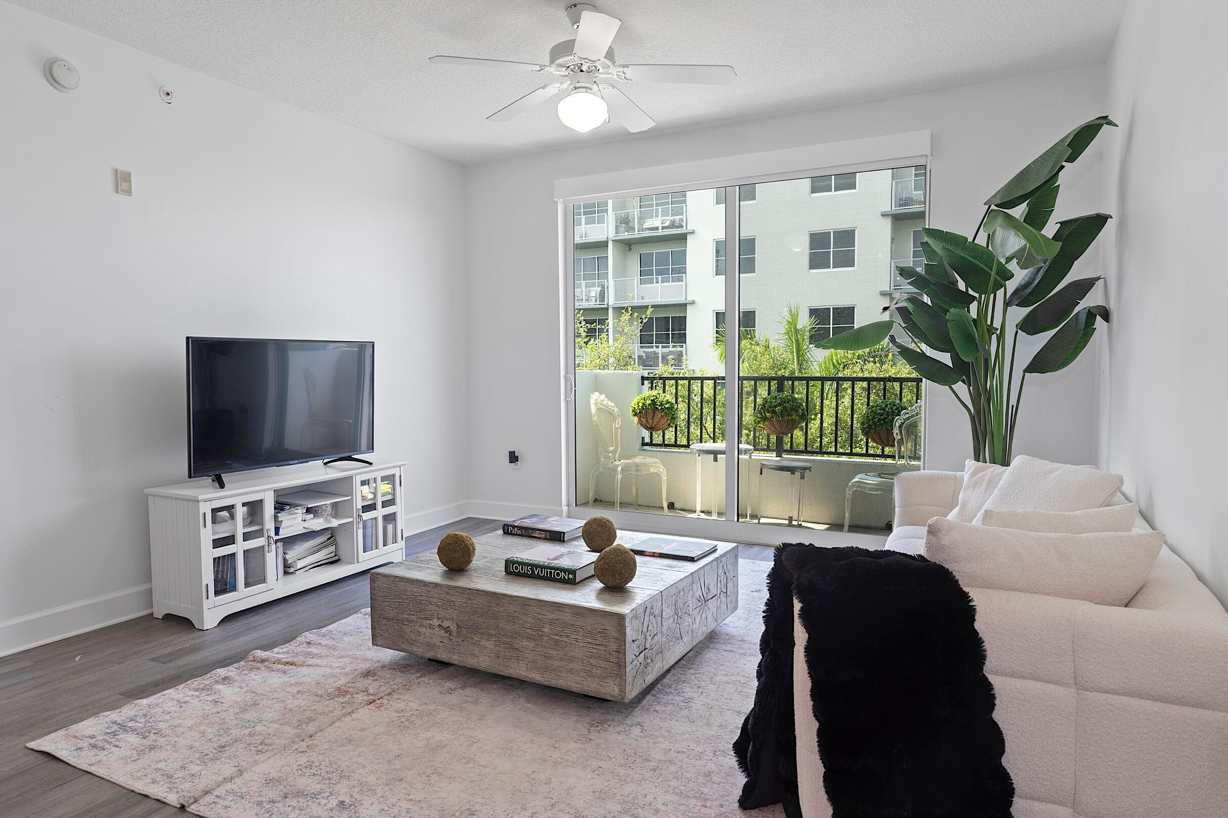 2401 NE 65th Street 502, Fort Lauderdale, FL 33308 — photo 37 of 54