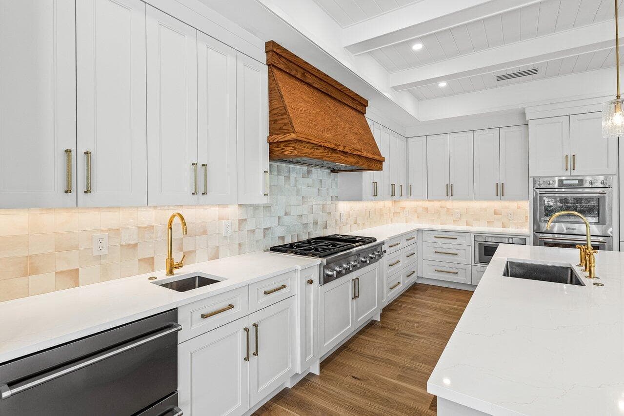 725 SE 4th Avenue, Delray Beach, FL 33483 — photo 9 of 52