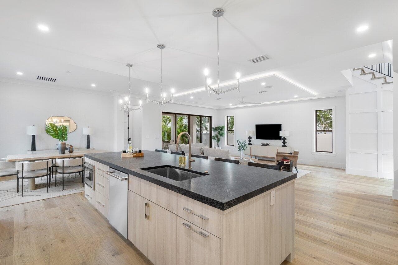 725 SE 4th Avenue, Delray Beach, FL 33483 — photo 29 of 52