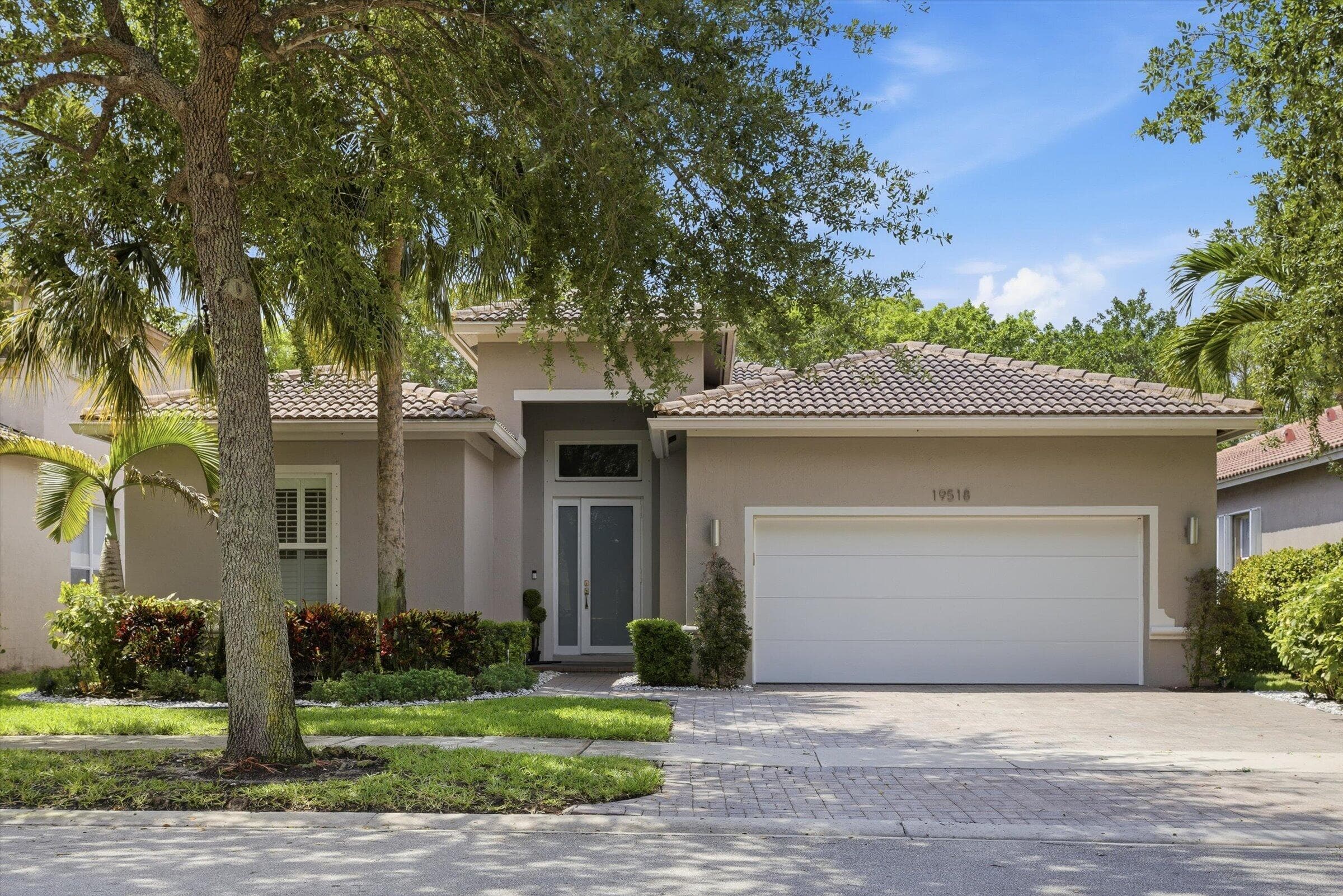 19518 S Whitewater Avenue, Weston, FL 33332 — photo